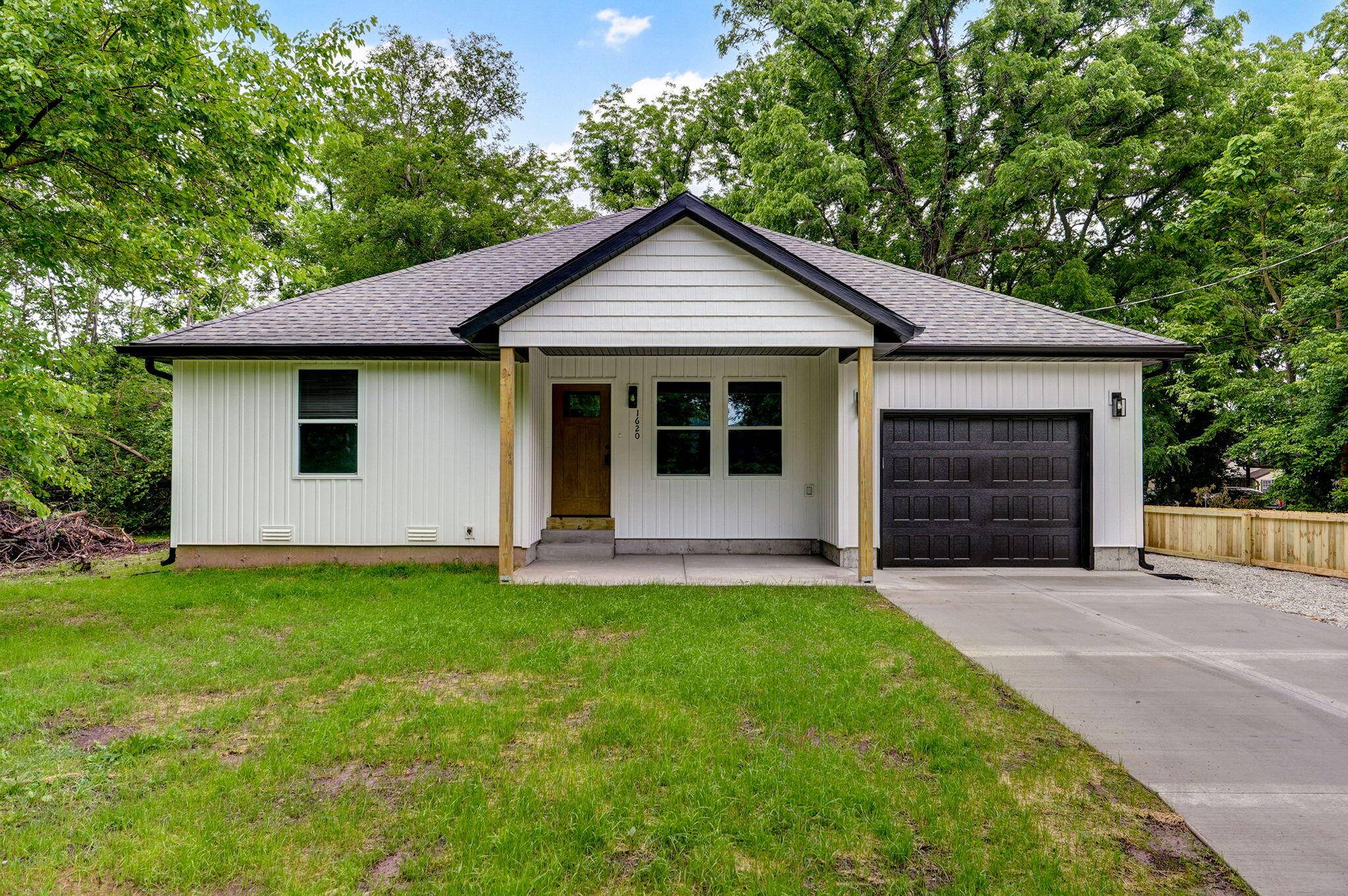 Springfield, MO 65803,1620 N Texas AVE