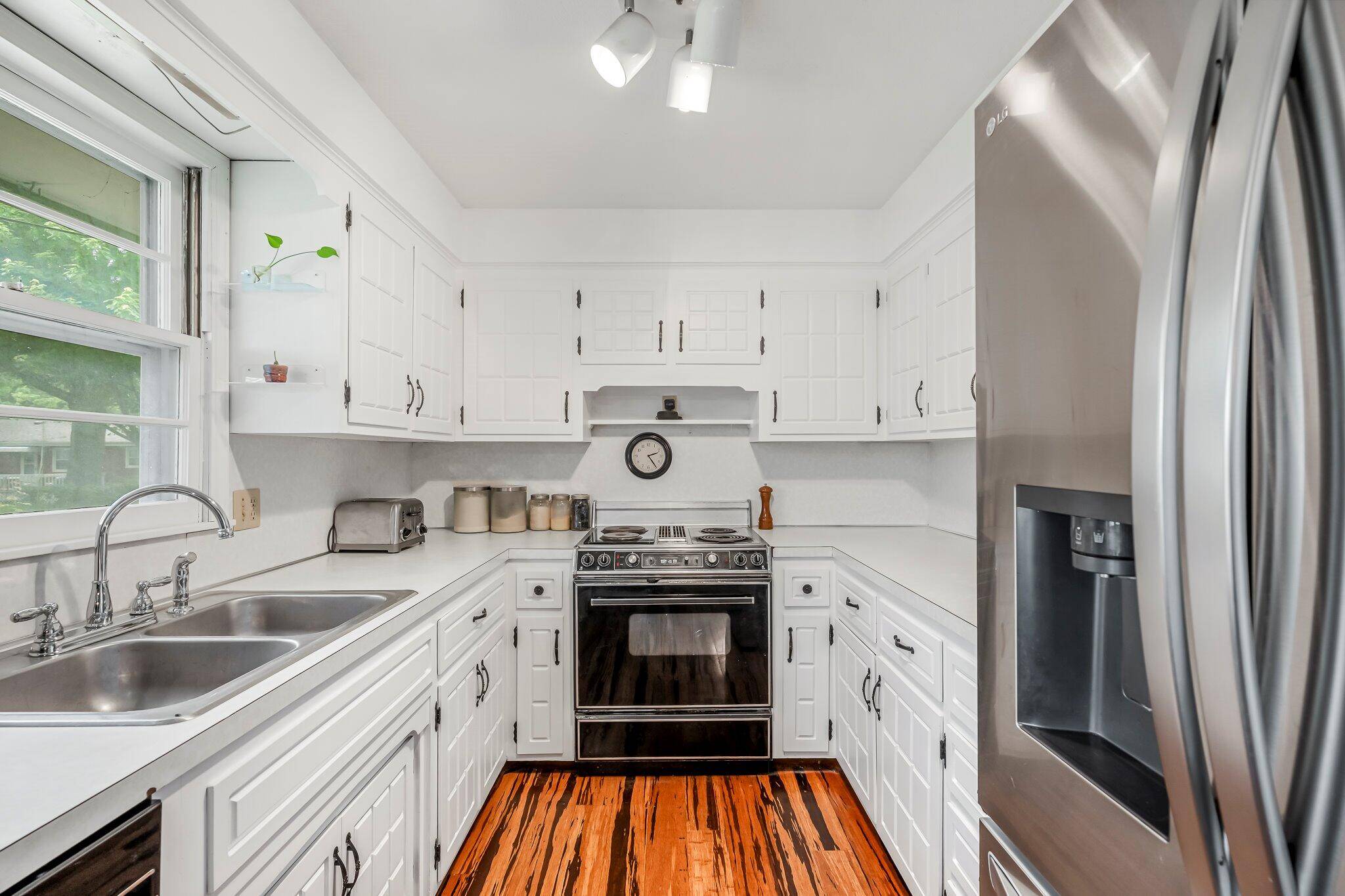 Springfield, MO 65803,3139 N East AVE