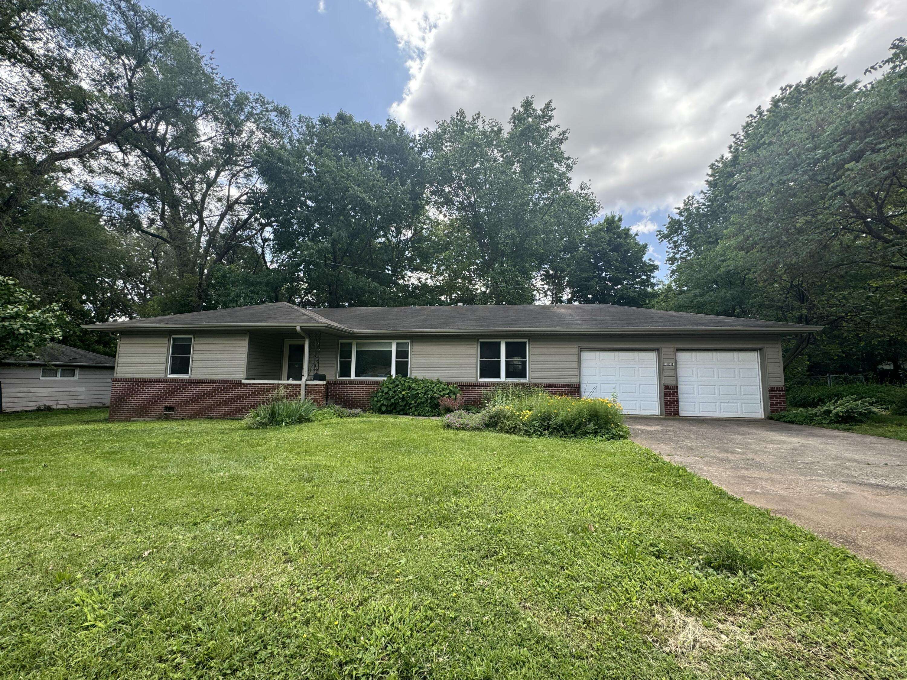 Springfield, MO 65807,202 E Seminole ST