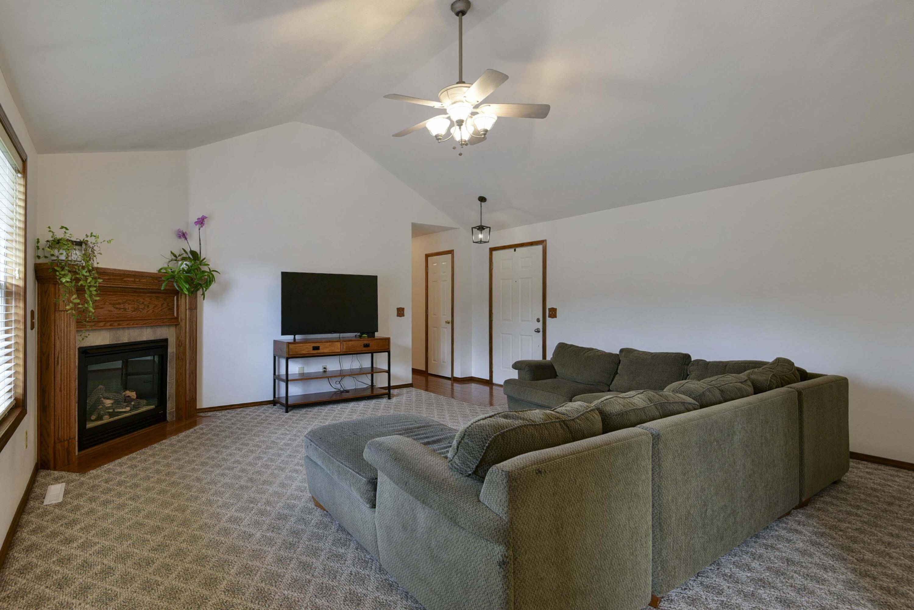 Willard, MO 65781,418 E Covington RD