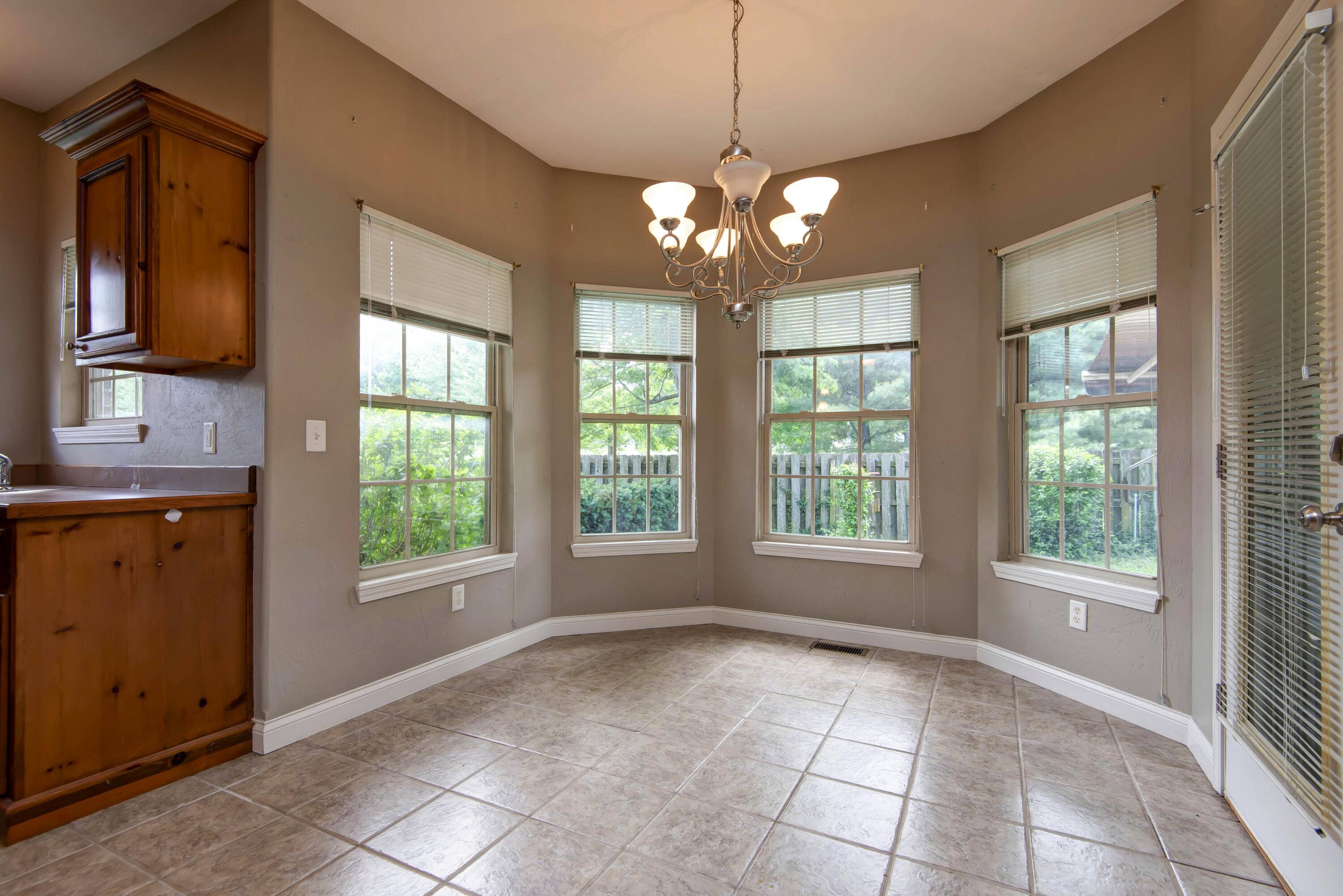 Springfield, MO 65803,1214 Evington CT