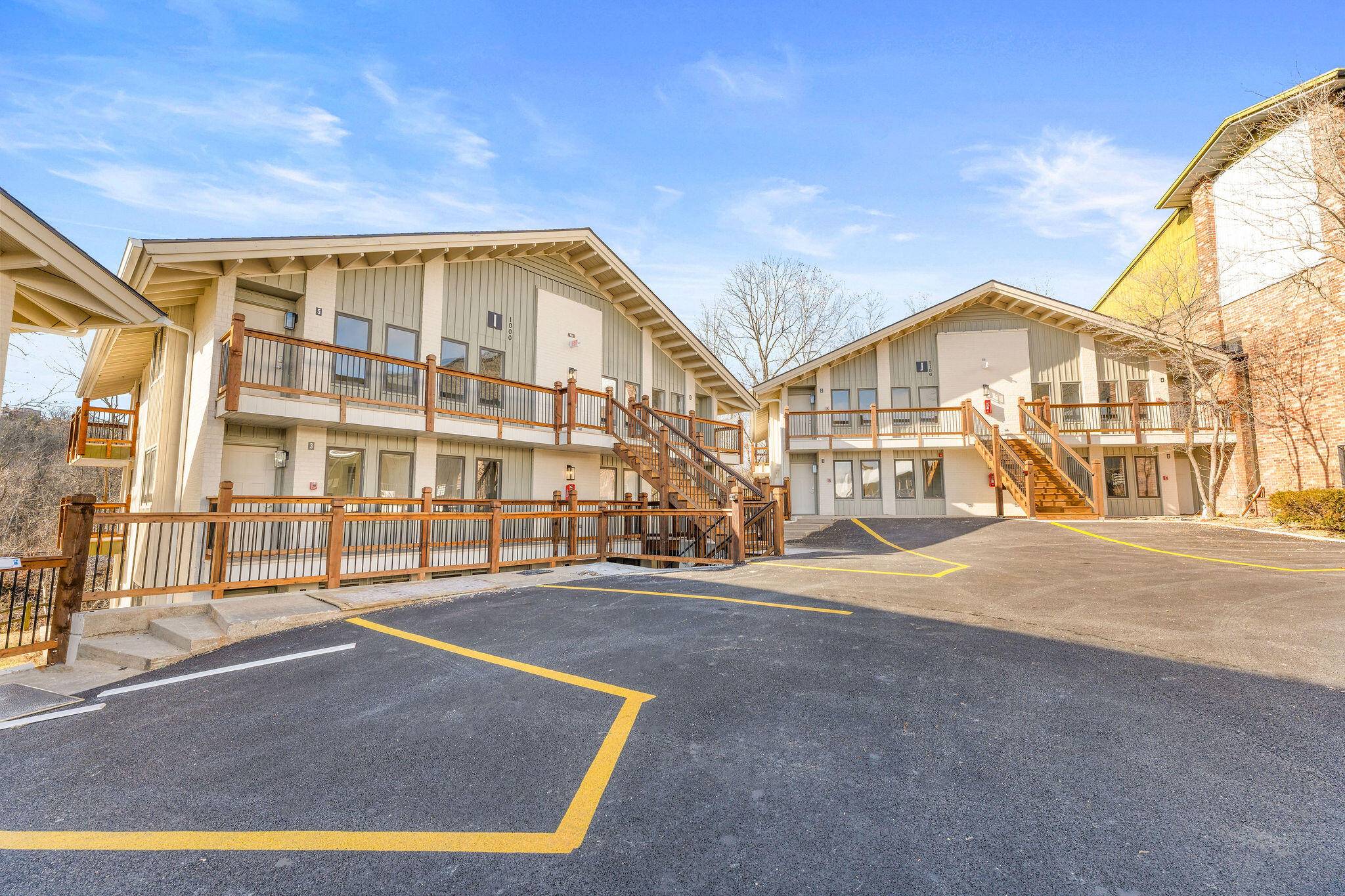 Branson, MO 65616,403 Veterans BLVD #102 (I2)