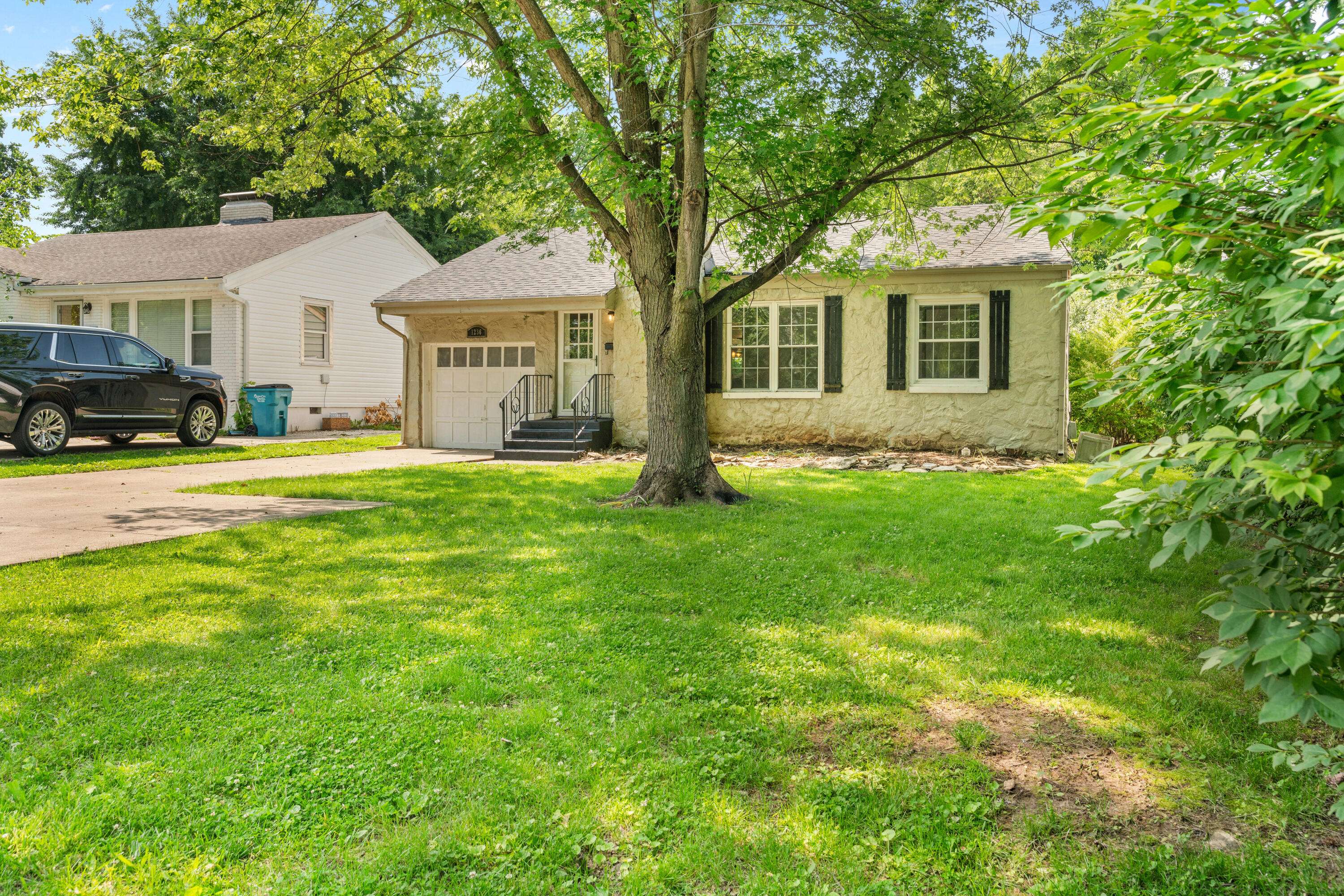 Springfield, MO 65804,1236 E Portland ST