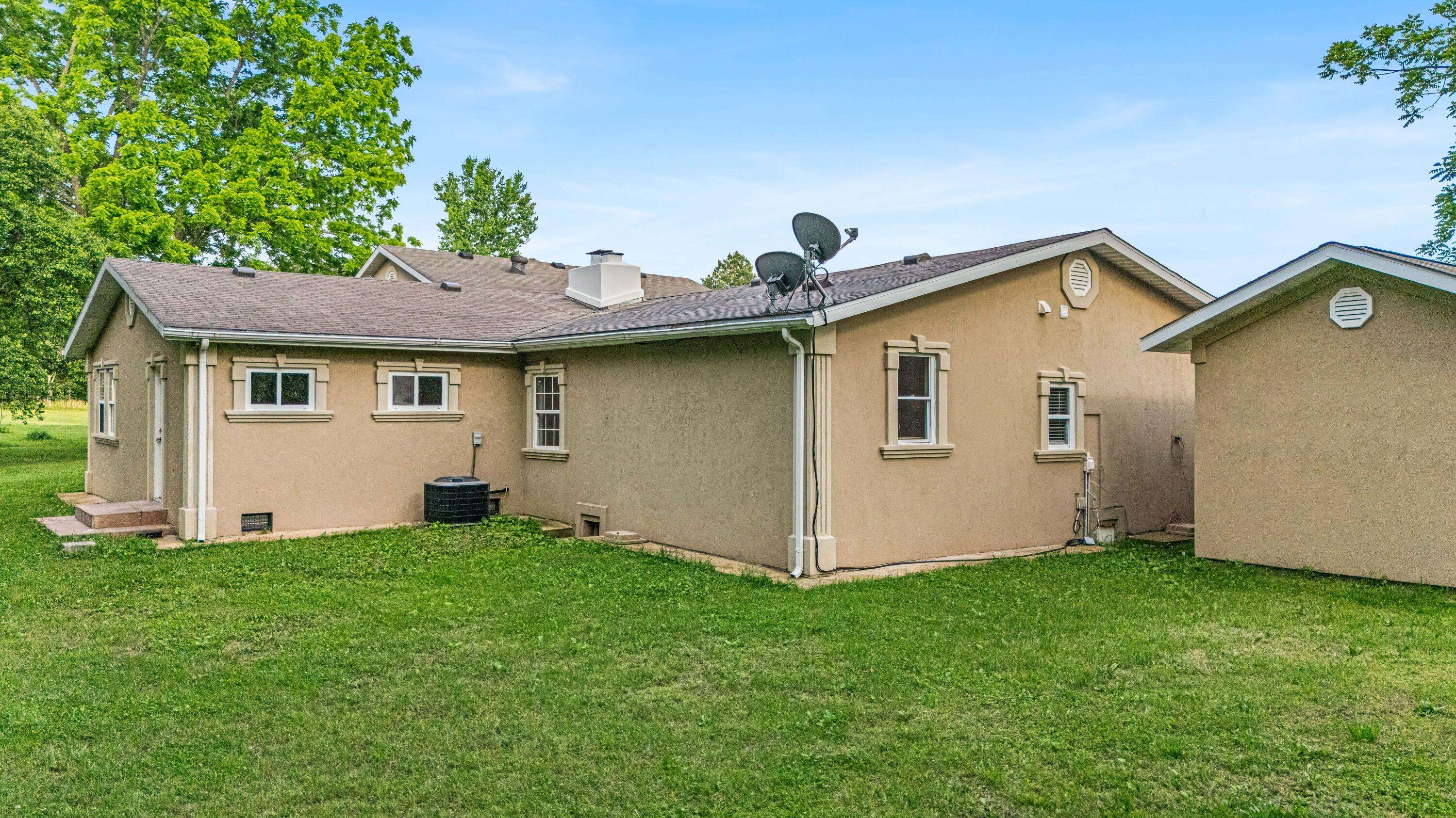 West Plains, MO 65775,875 State Route T