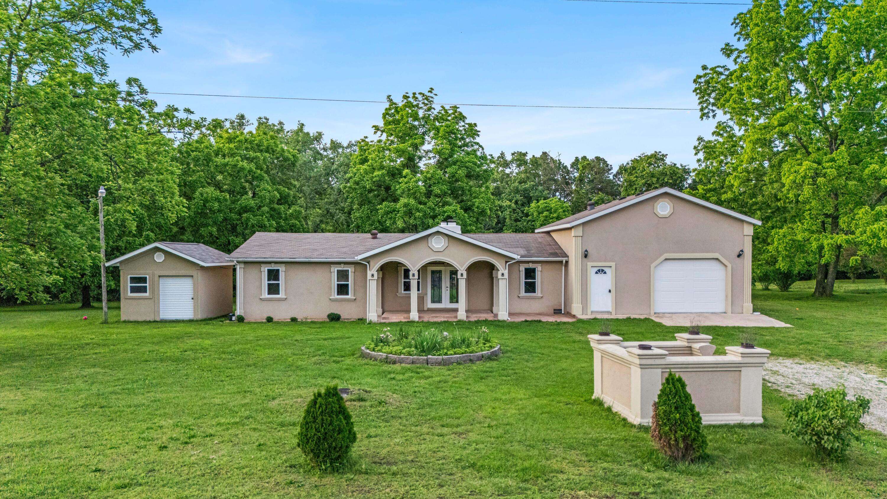 West Plains, MO 65775,875 State Route T