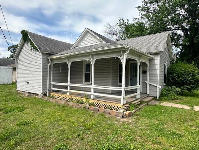 Nevada, MO 64772,627 W Cherry ST