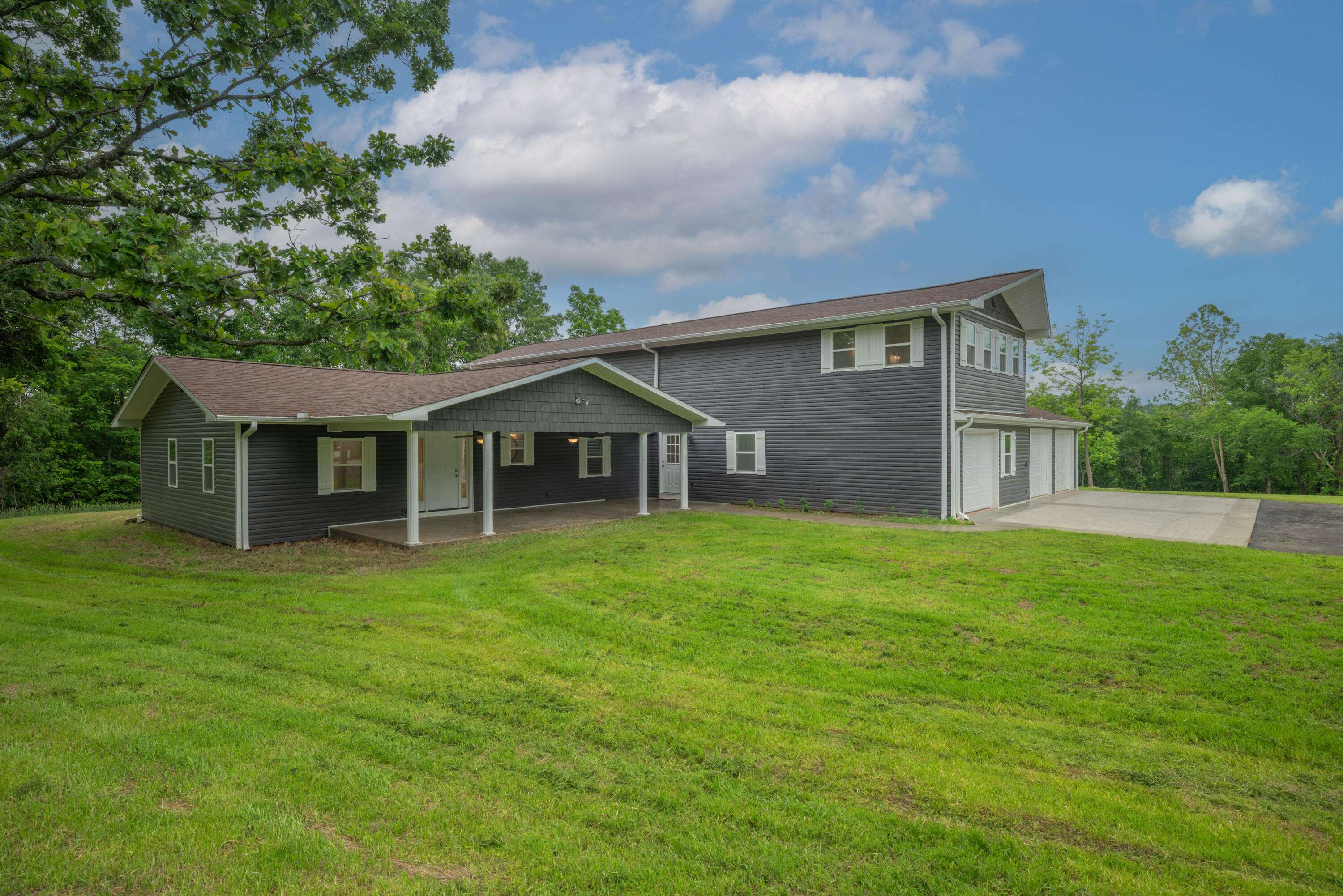 Goodman, MO 64843,1546 S School ST