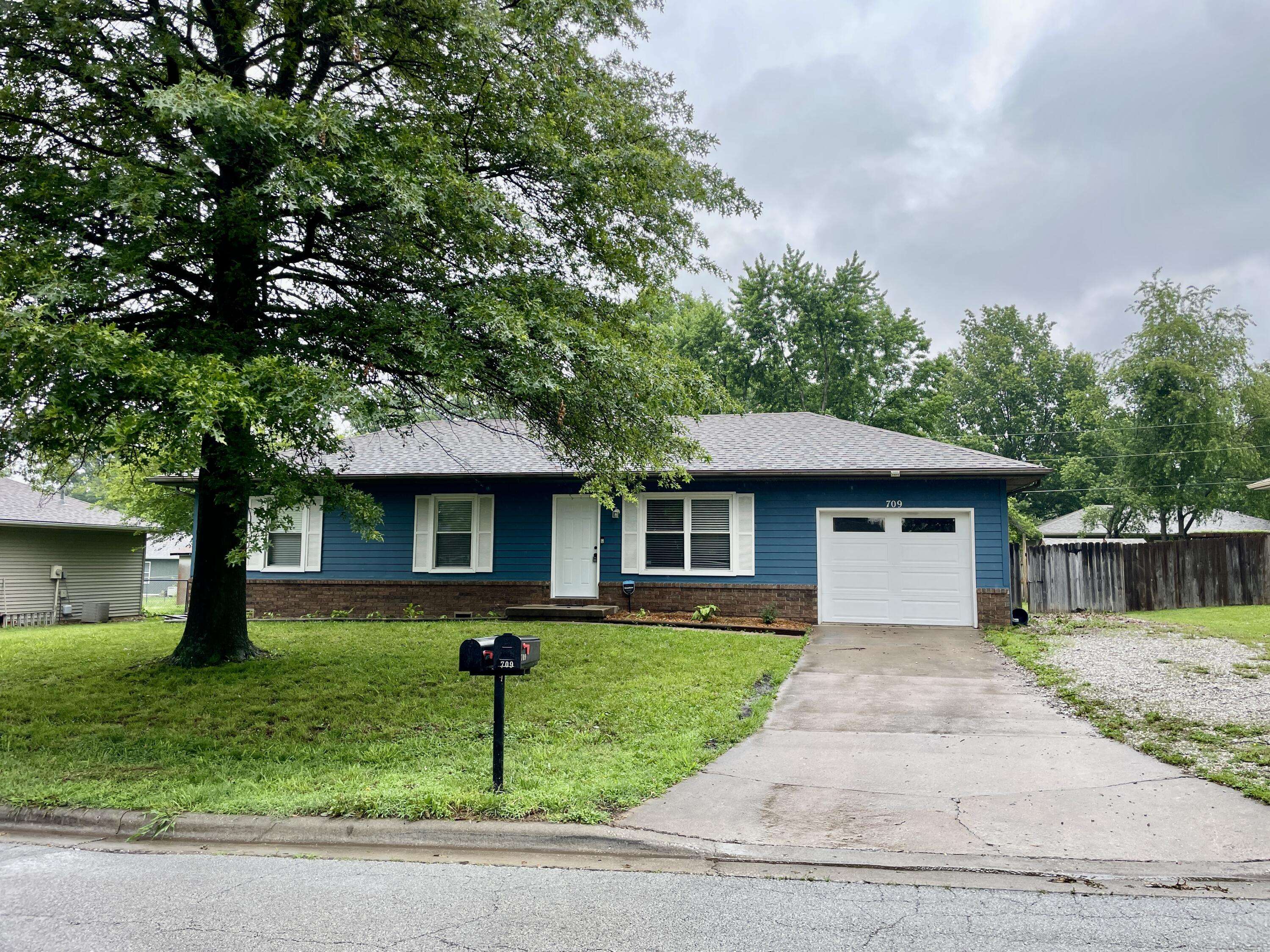 Nixa, MO 65714,709 E Scott Wayne DR