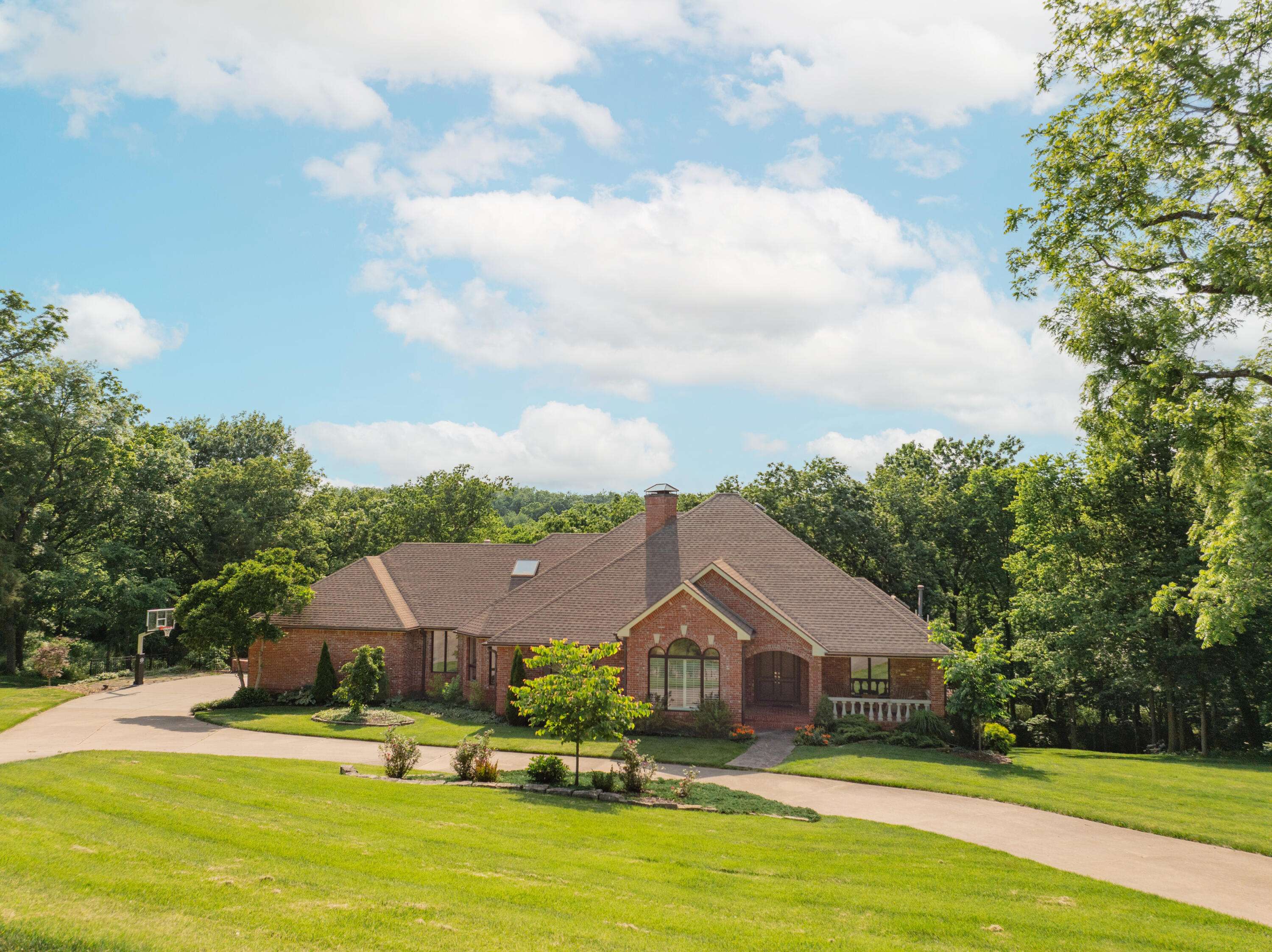 Rogersville, MO 65742,5935 S Farm Road 185
