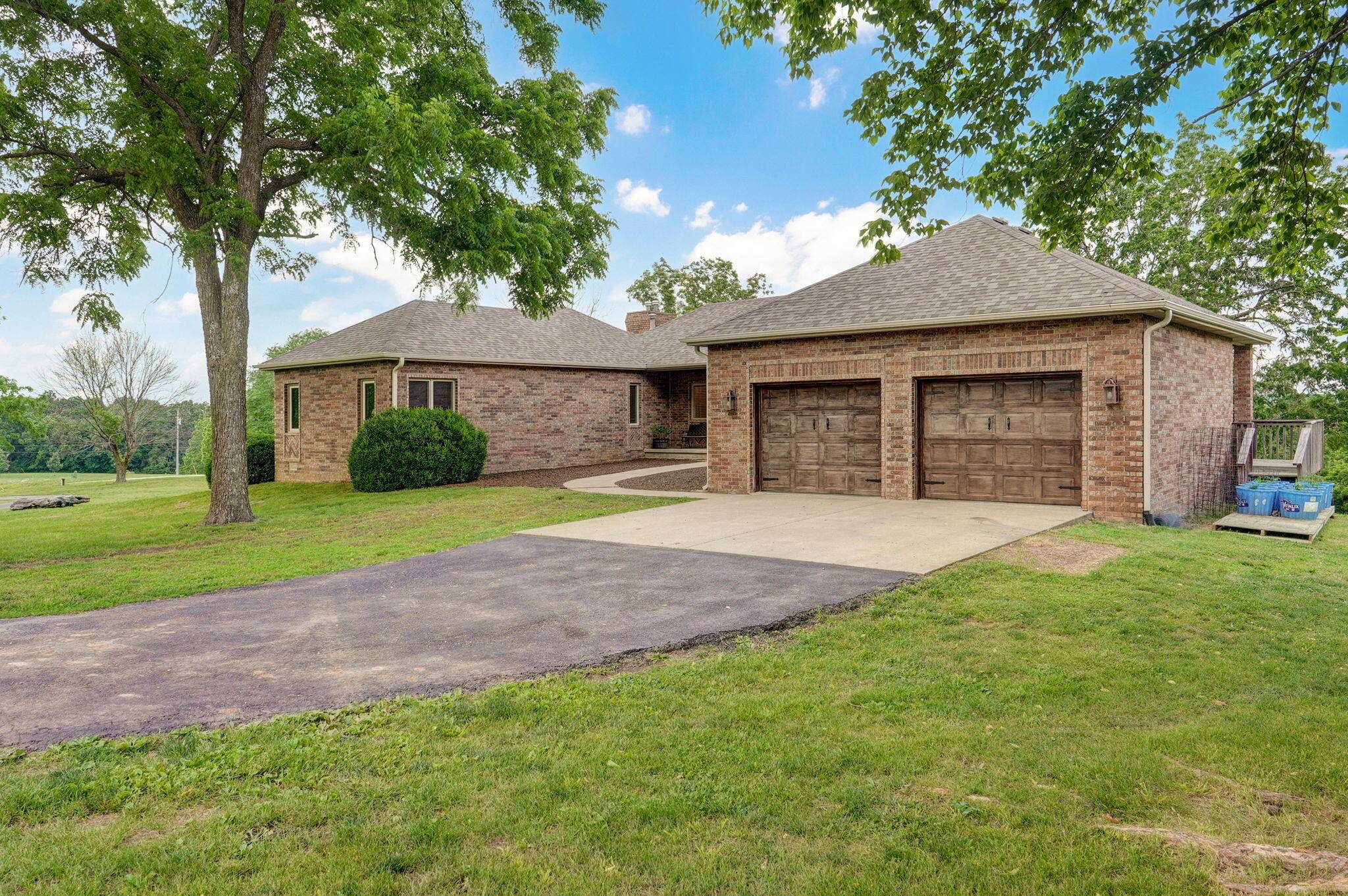 Brighton, MO 65617,11976 N Northern Hts DR