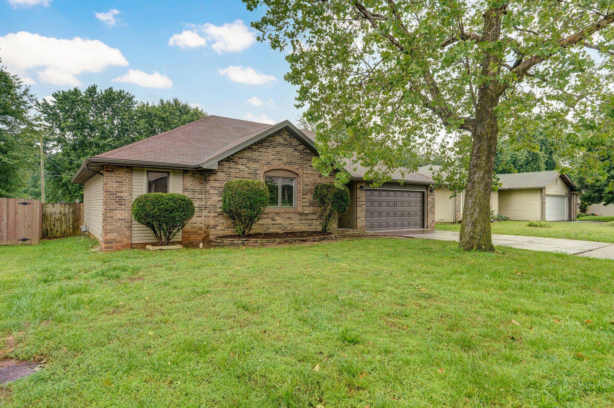 Springfield, MO 65807,1436 W Whiteside ST