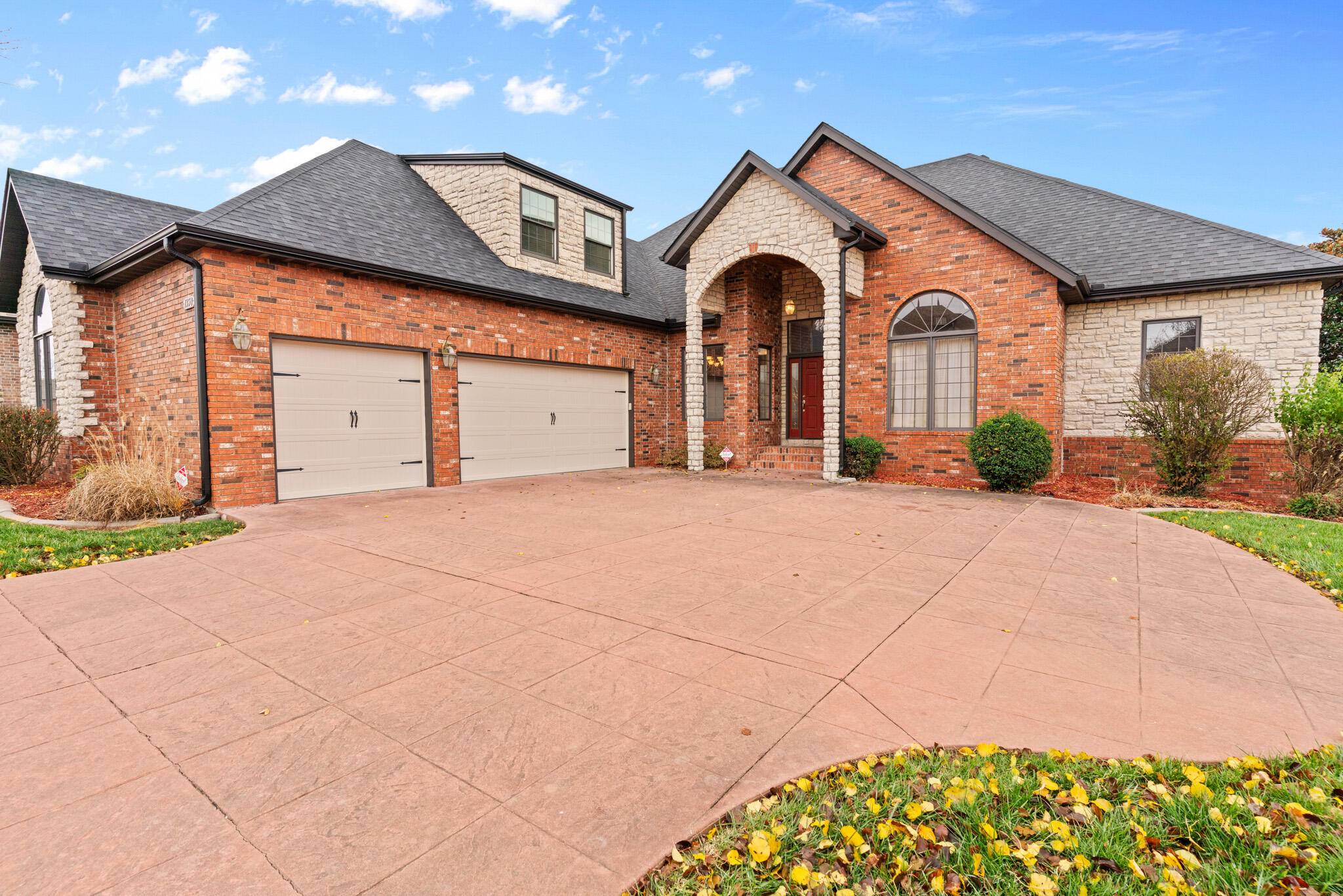 Springfield, MO 65810,1350 E Siler Pkwy