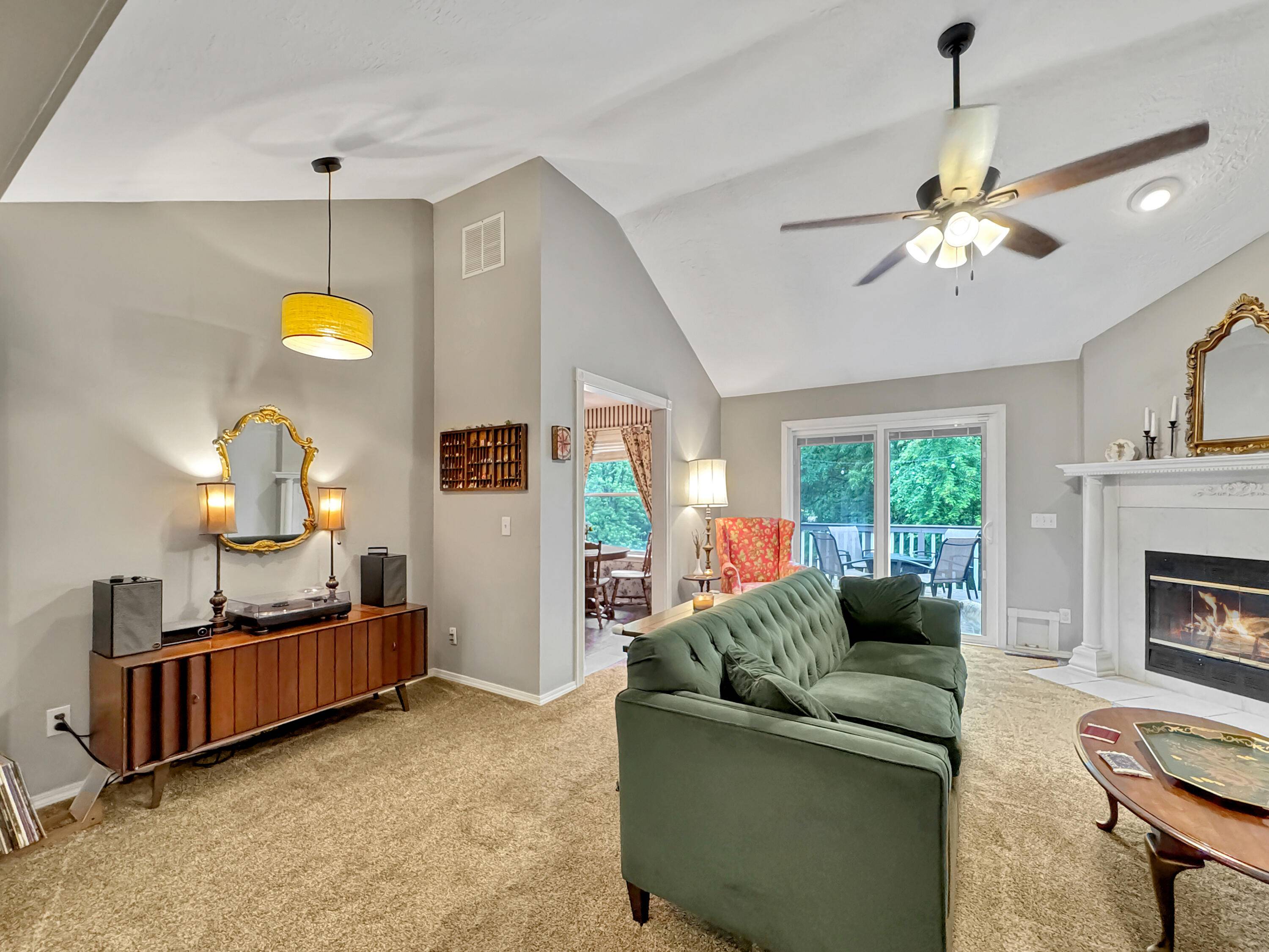 Springfield, MO 65804,1052 S Karla AVE