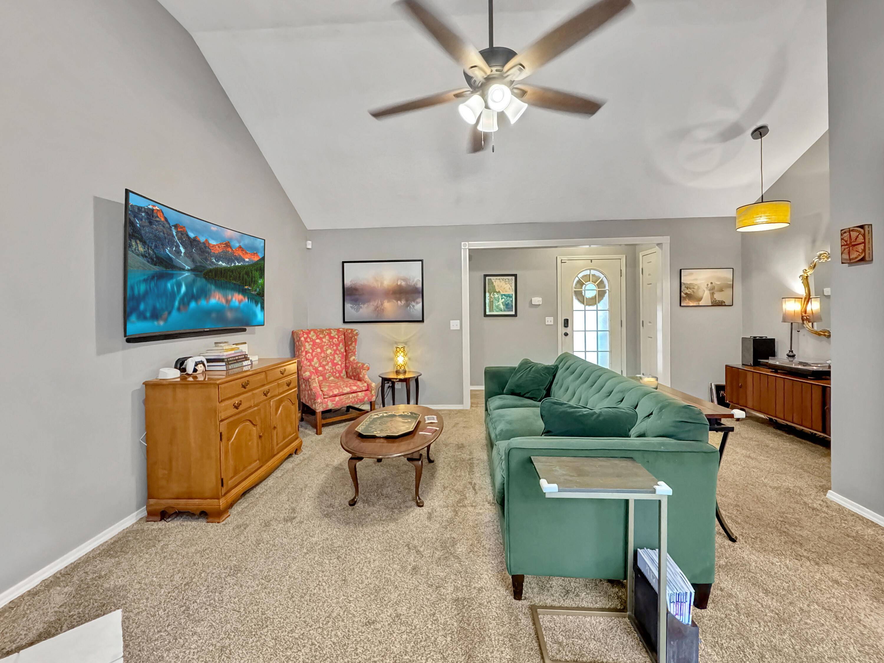 Springfield, MO 65804,1052 S Karla AVE