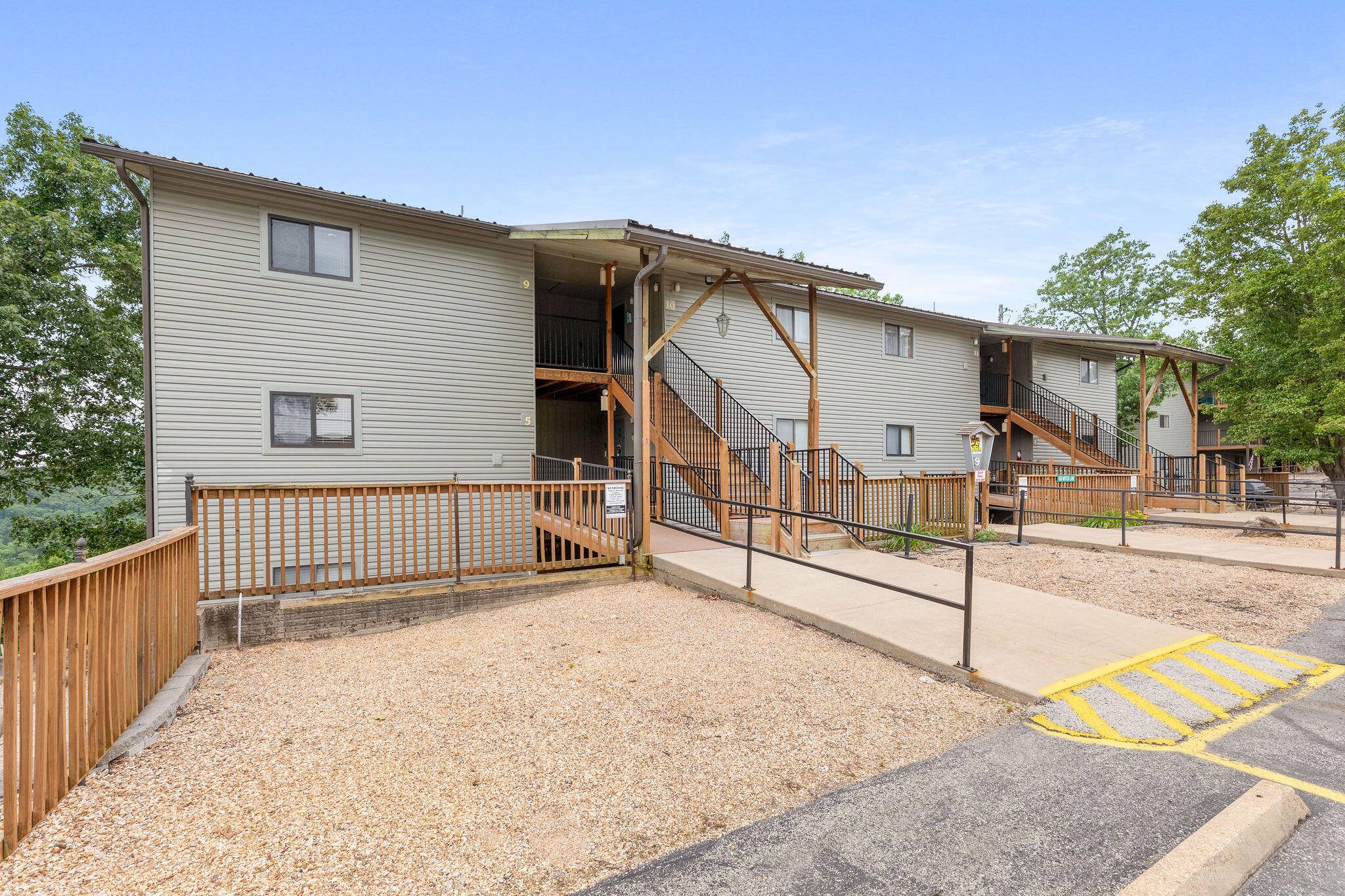 Reeds Spring, MO 65737,550 Notch LN #2