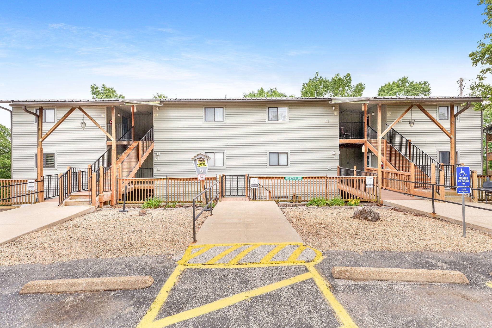 Reeds Spring, MO 65737,550 Notch LN #2