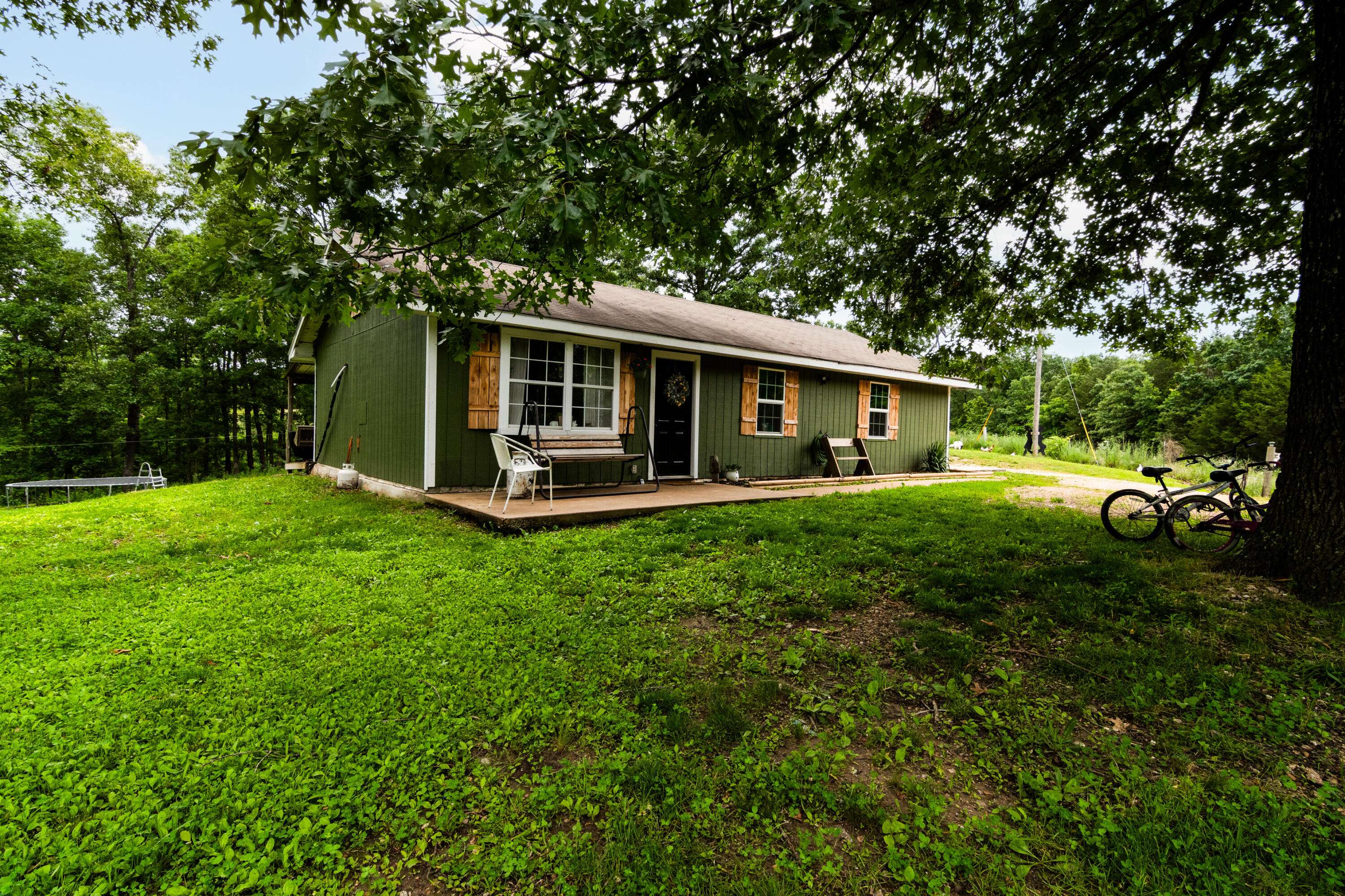 Ava, MO 65608,1275 Highway Dd