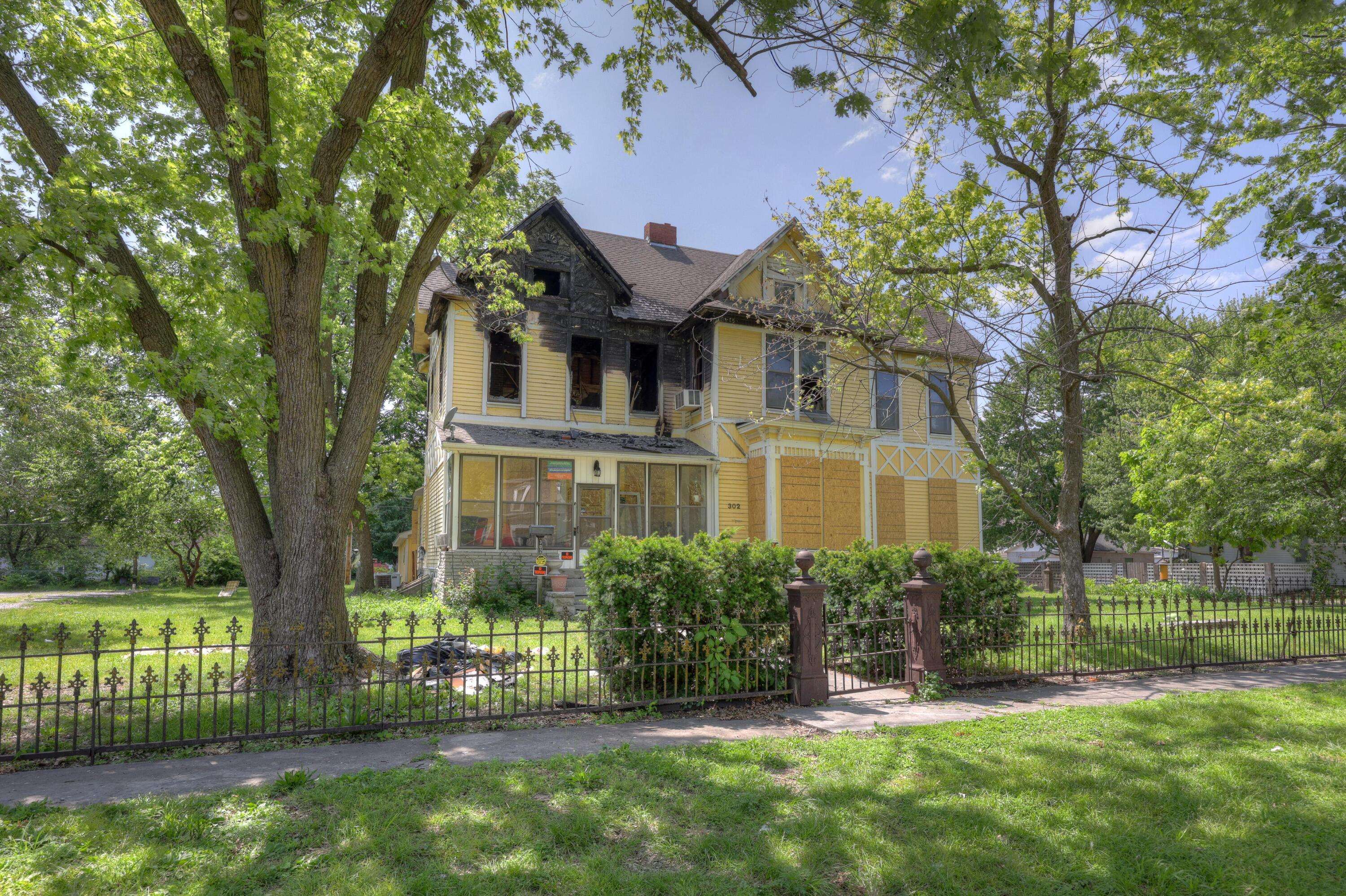 Webb City, MO 64870,302 S Pennsylvania ST
