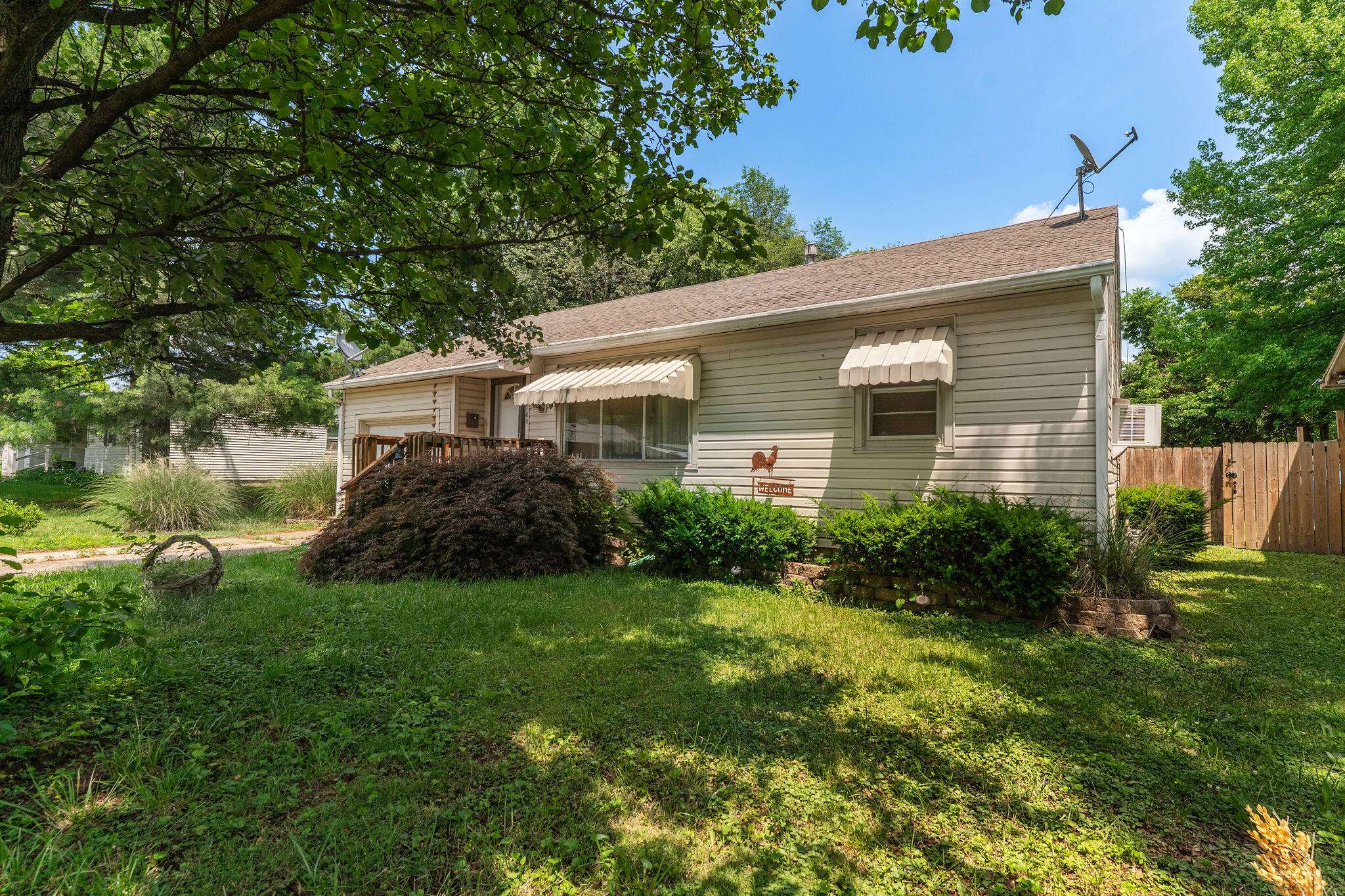 Springfield, MO 65803,2140 N Crutcher AVE