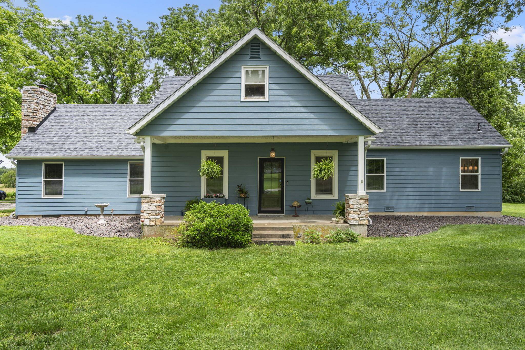 Rogersville, MO 65742,1098 Elm Grove RD