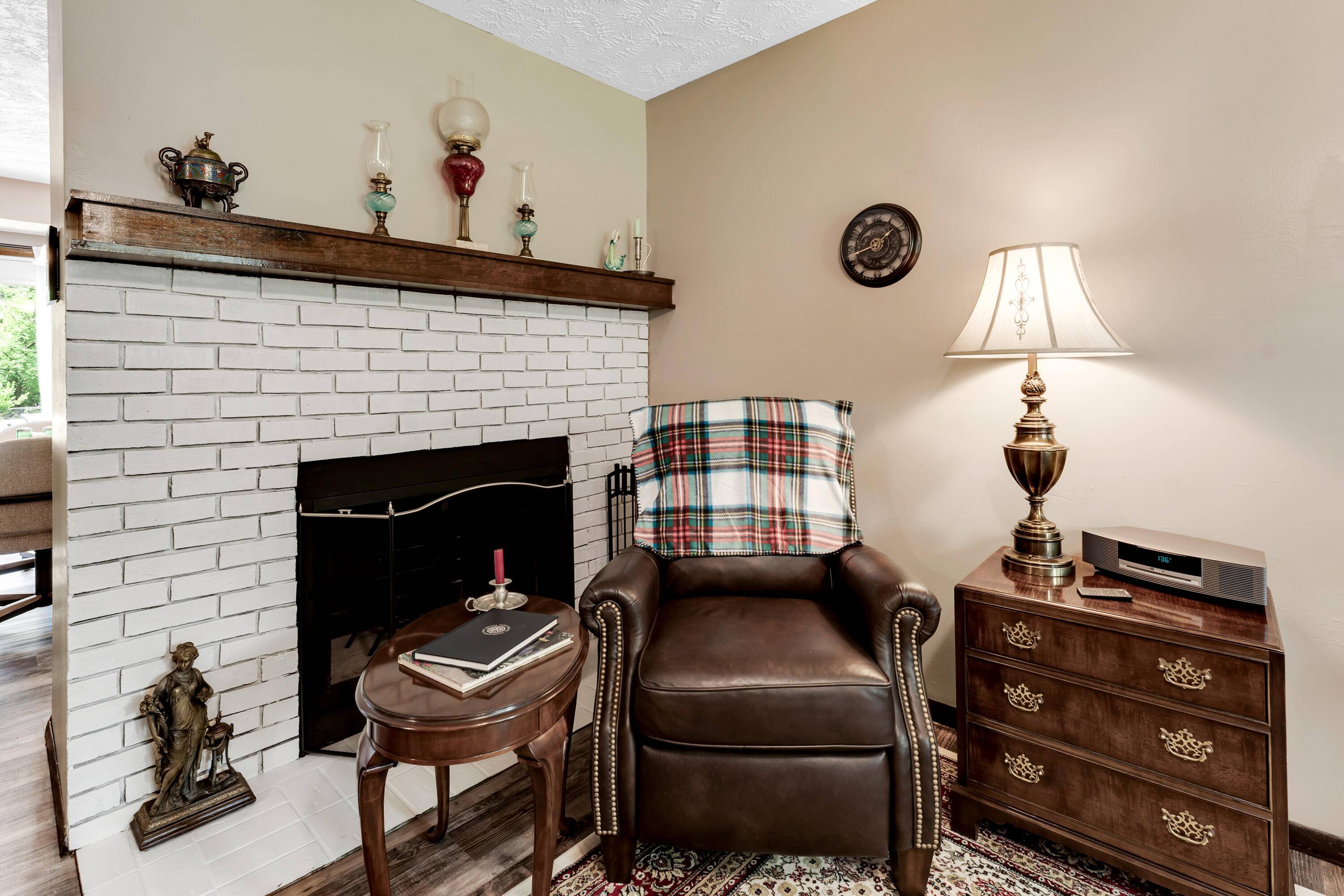 Nixa, MO 65714,207 W Mcconnell ST