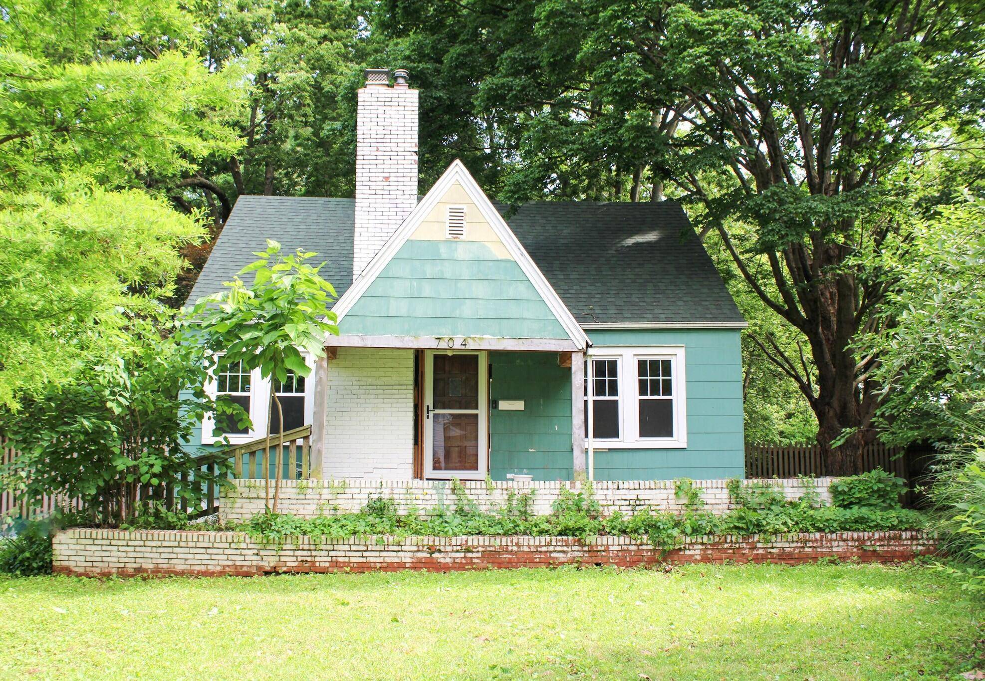 Springfield, MO 65807,704 W Tracy ST