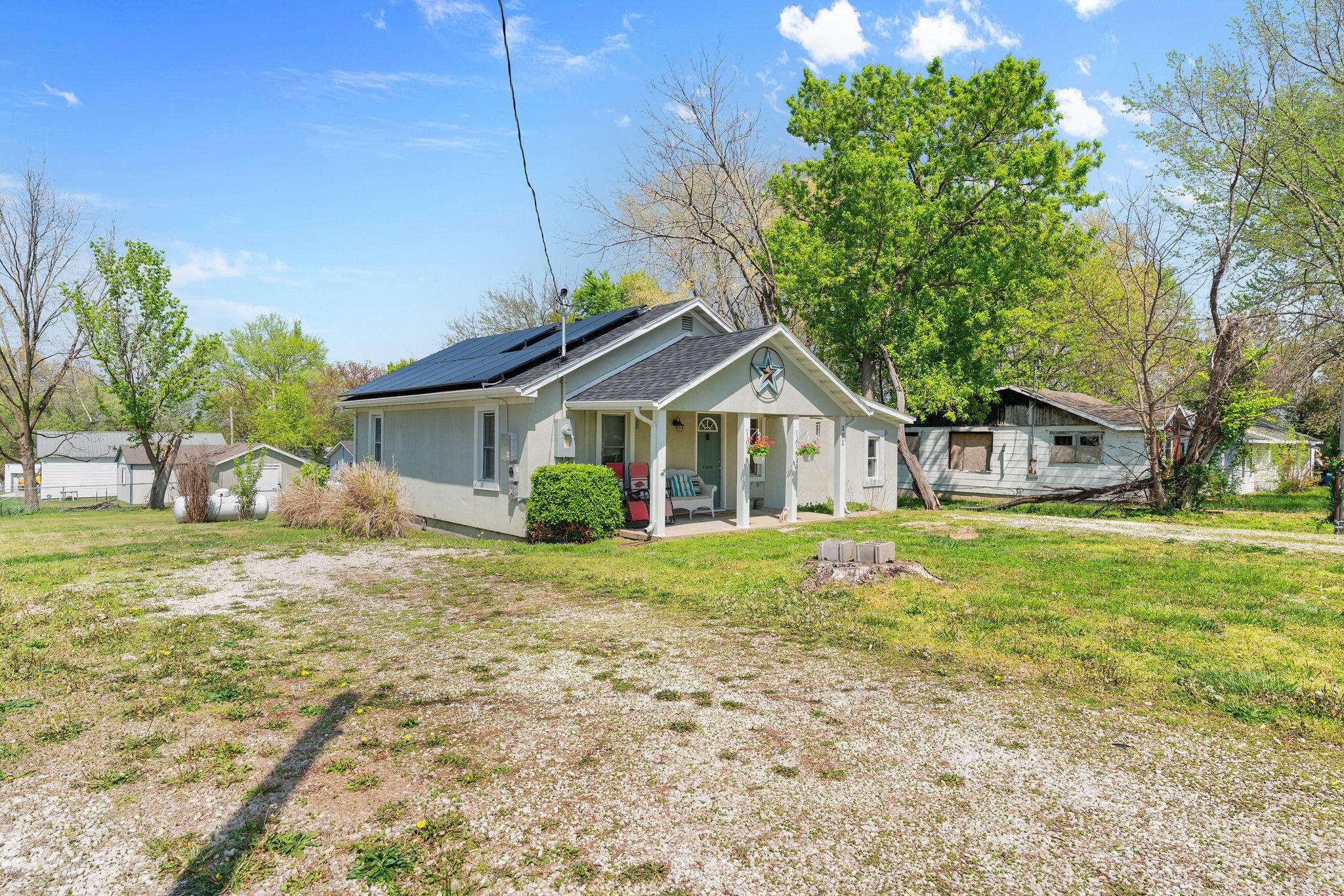 Buffalo, MO 65622,301 W Ramsey ST
