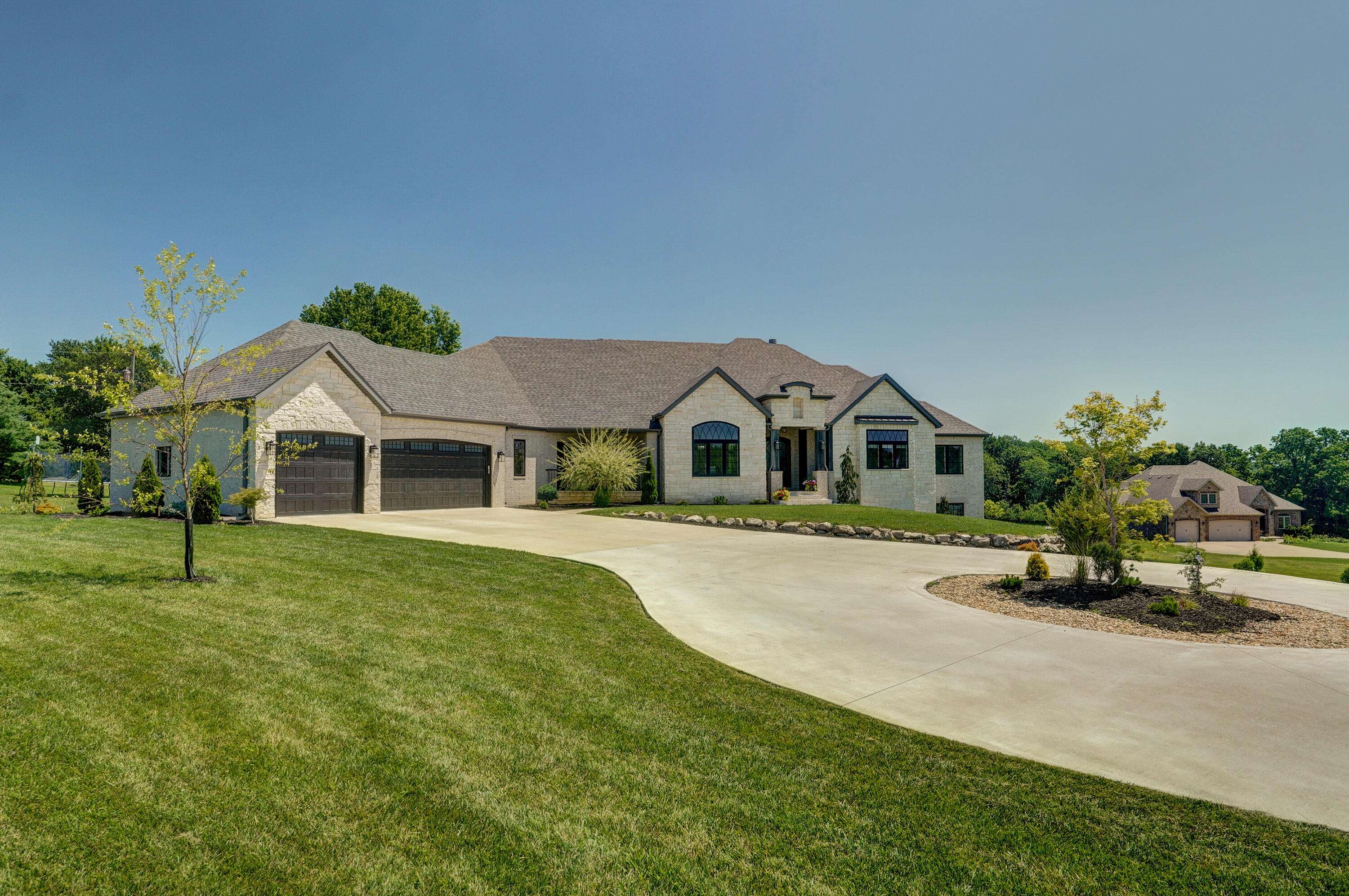 Springfield, MO 65802,1190 N Elmhurst RD