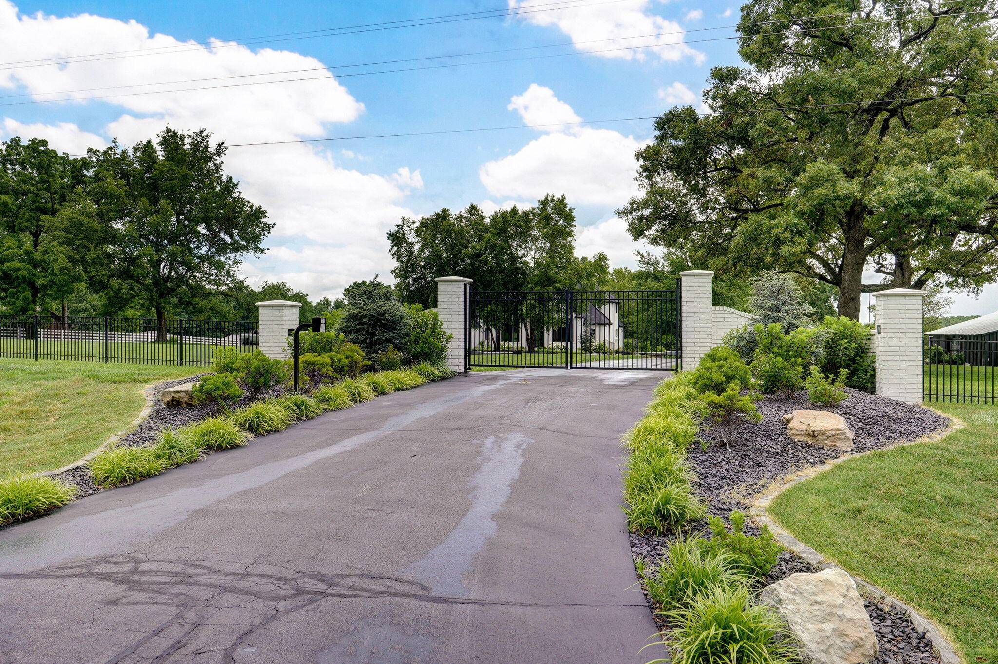 Billings, MO 65610,12451 State Hwy 174