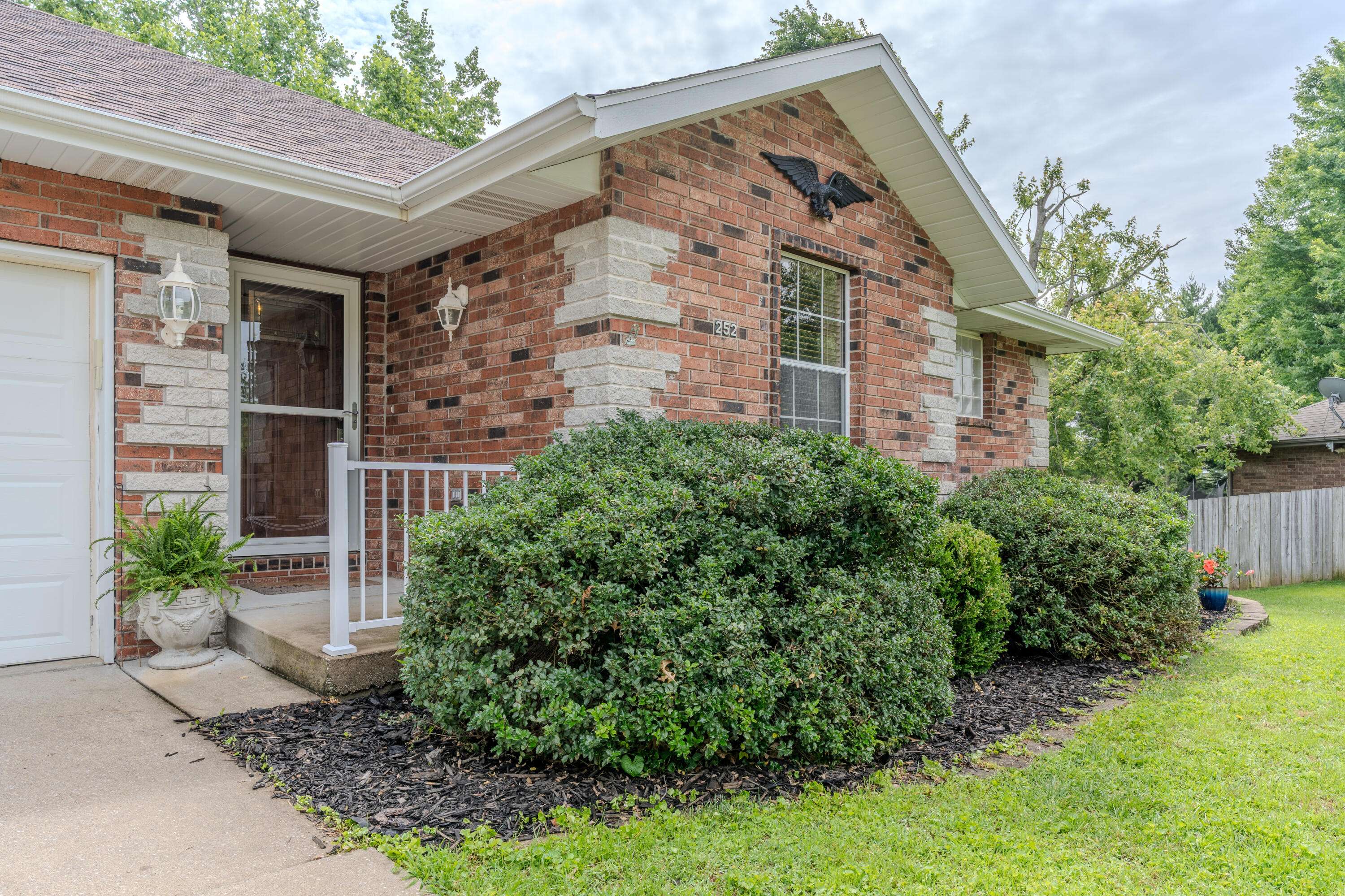 Nixa, MO 65714,252 N Hightower AVE