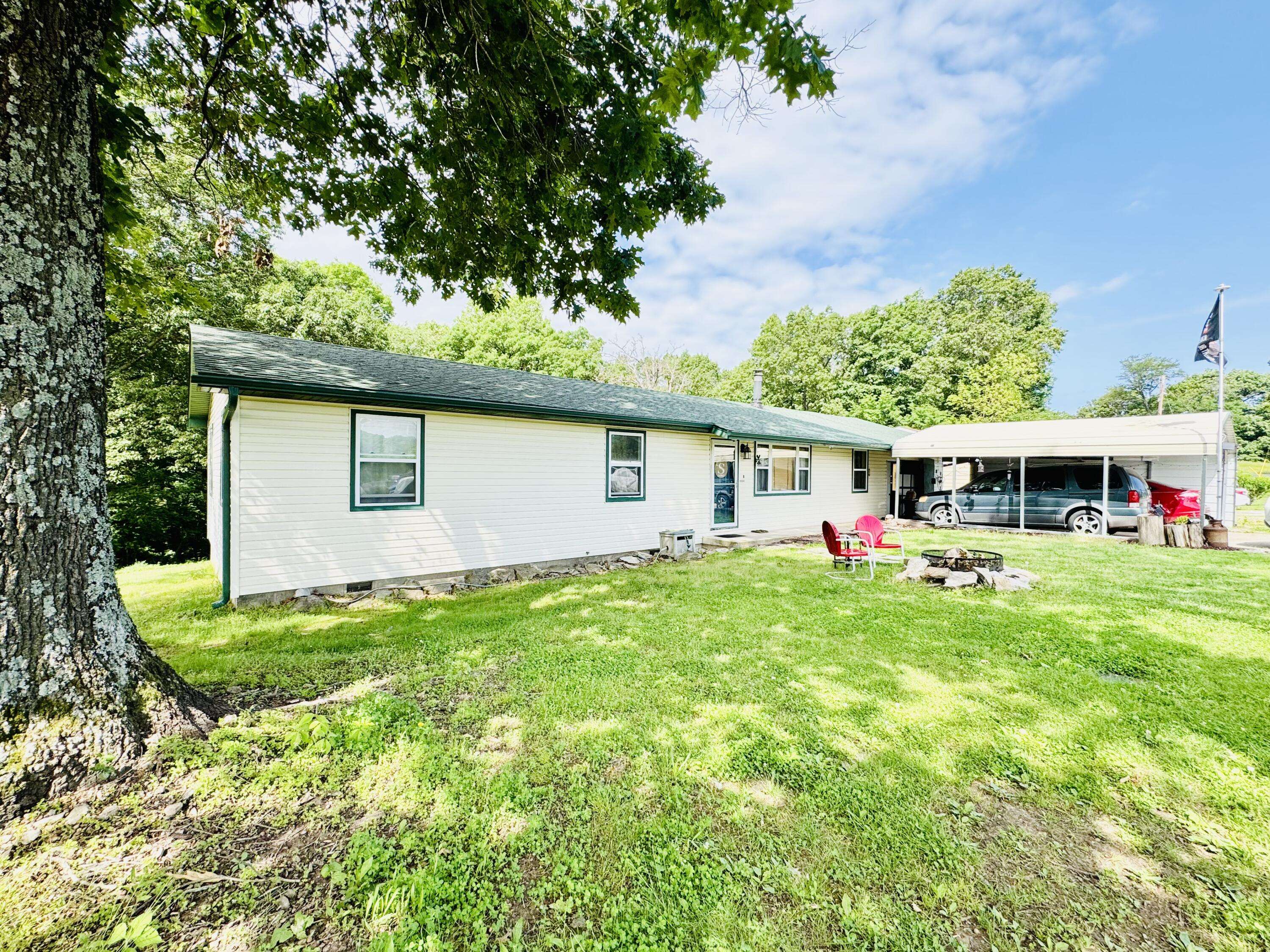 Anderson, MO 64831,707 Highway F