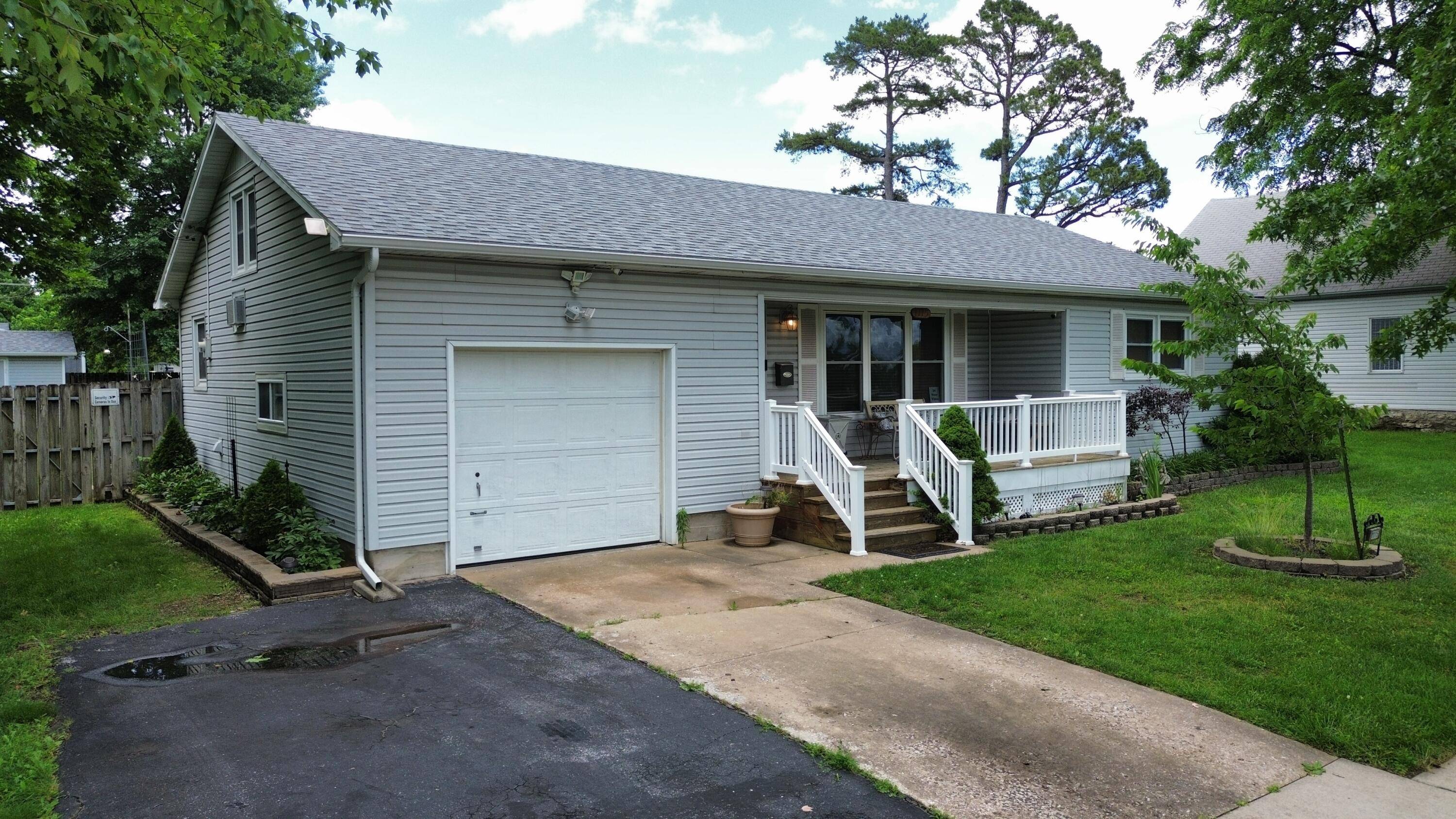 Springfield, MO 65803,1115 E Thoman ST
