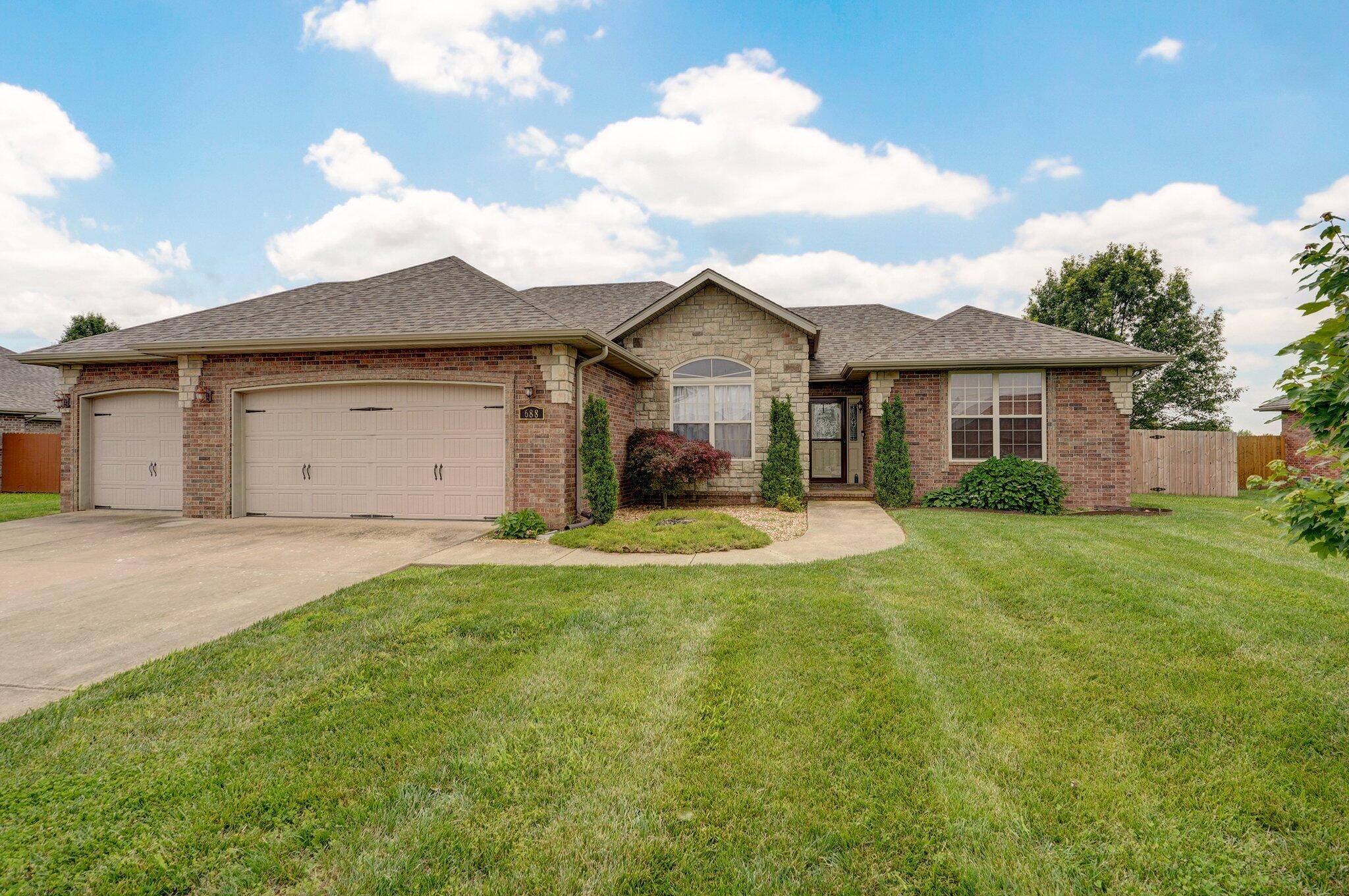 Willard, MO 65781,688 Becky ST