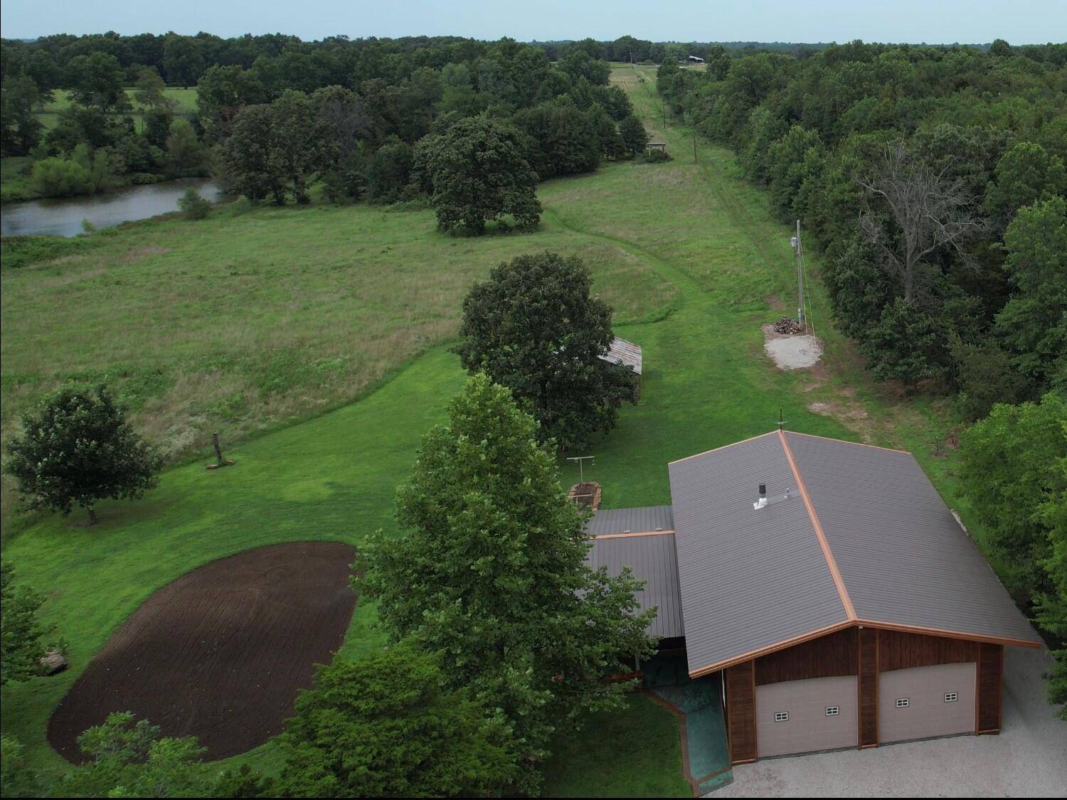 Lamar, MO 64759,200 NE 90th LN