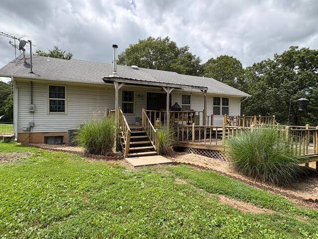 Aurora, MO 65605,21572 Lawrence 1240