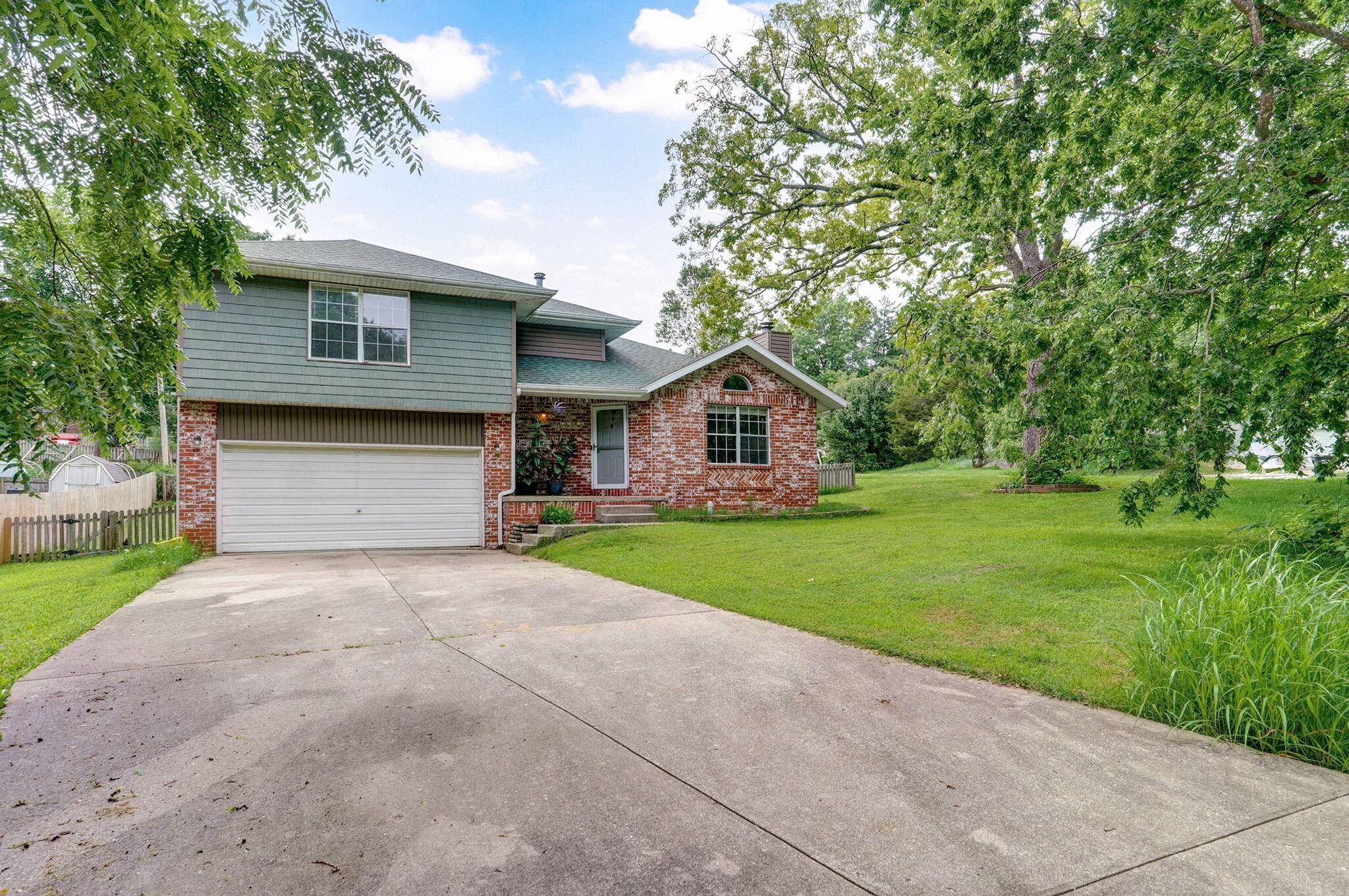 Springfield, MO 65810,5911 S Farm Road 157