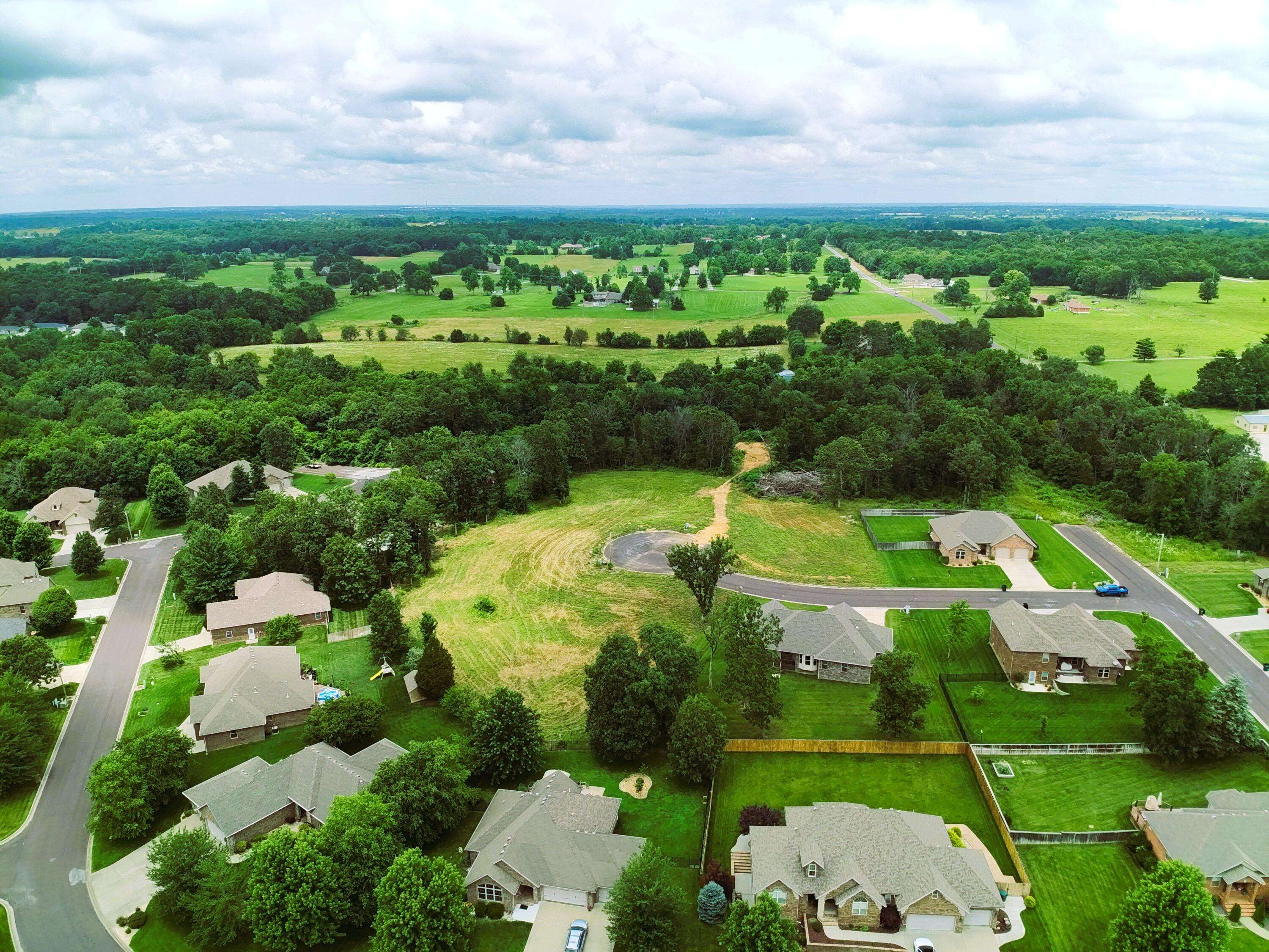 Monett, MO 65708,46 Colt CT