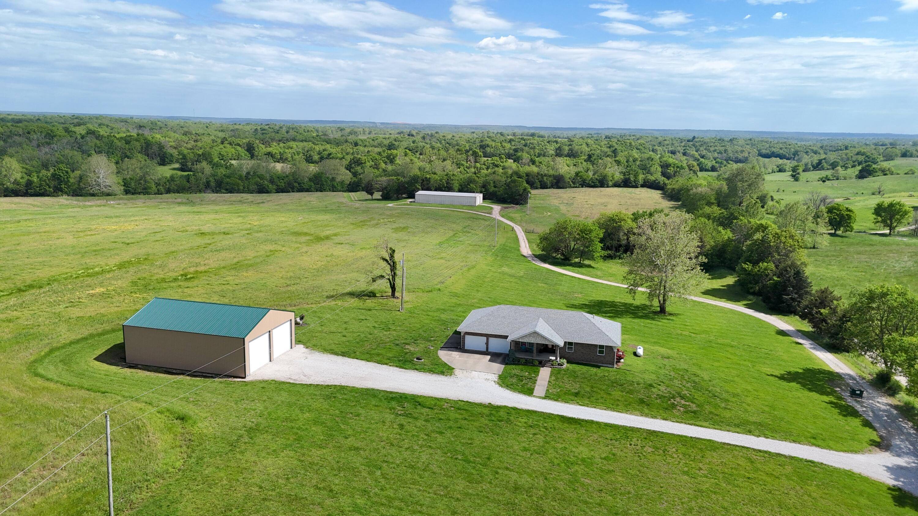 Morrisville, MO 65645,5376-B S 140th RD
