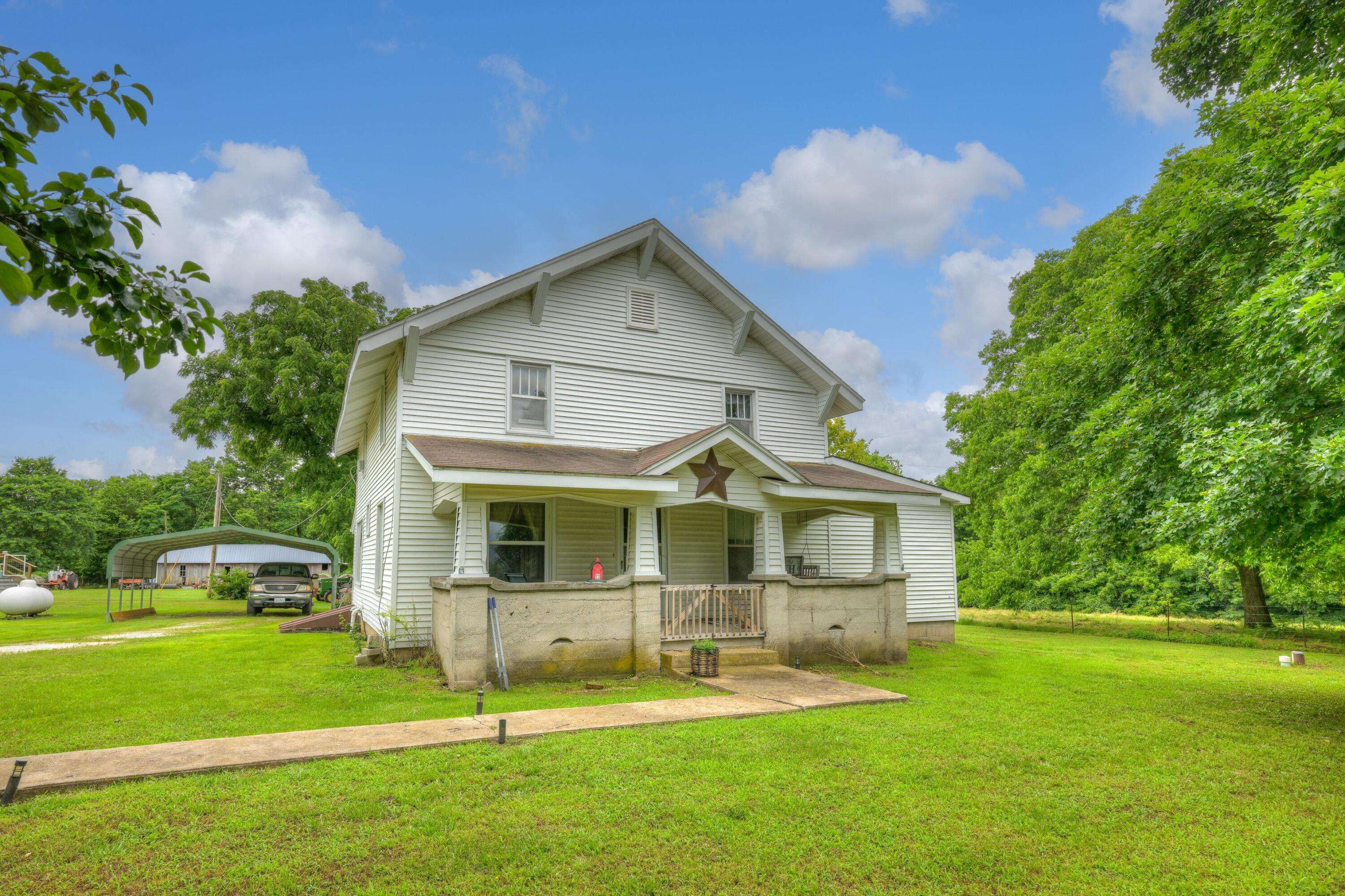 Sarcoxie, MO 64862,7614 Apple RD