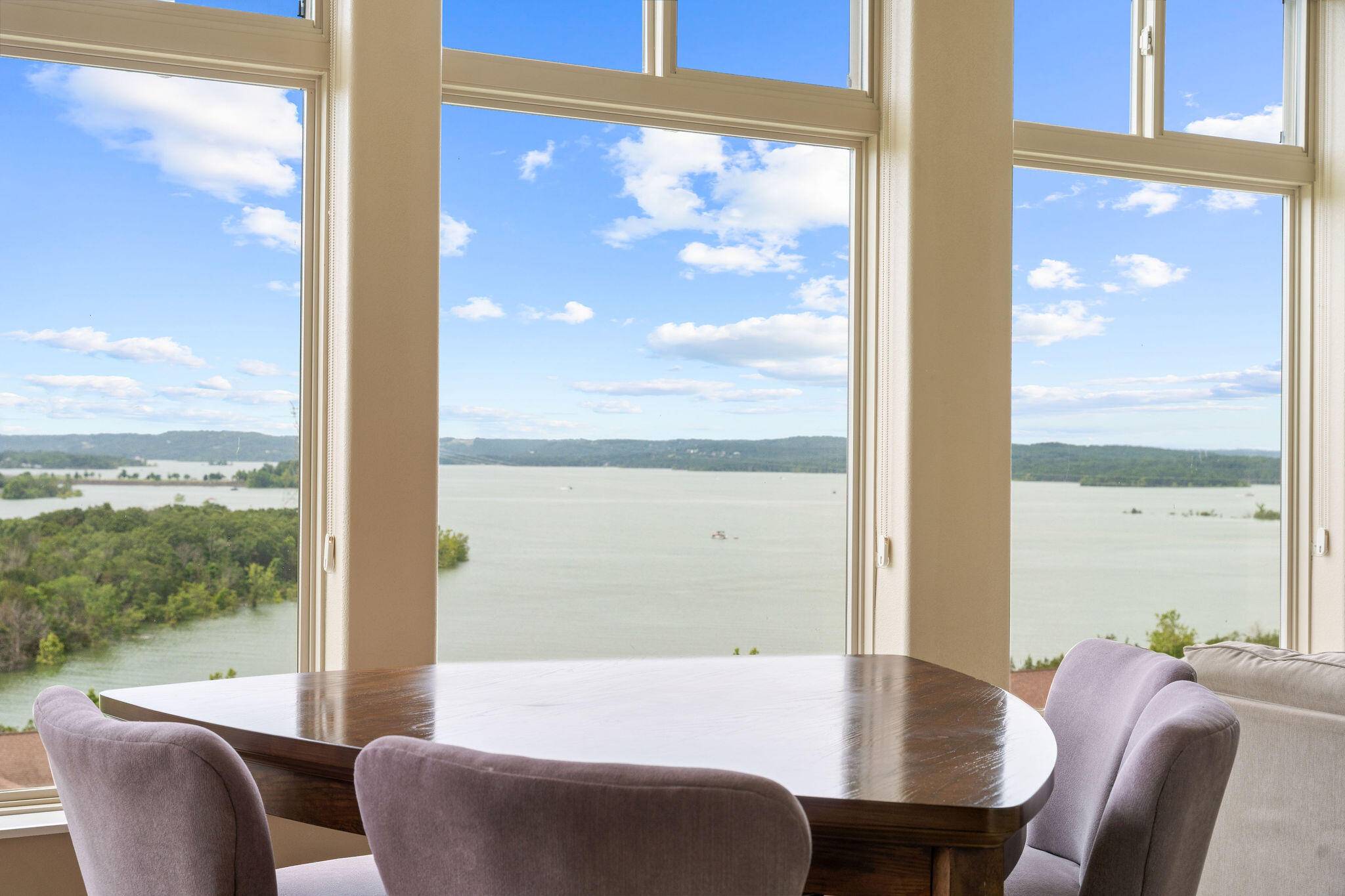 Branson, MO 65616,200 Majestic DR #1-303