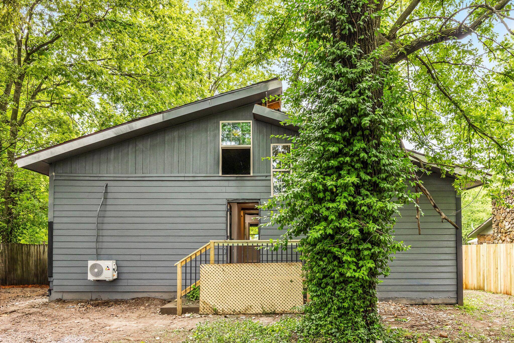 Sparta, MO 65753,189 Walnut ST