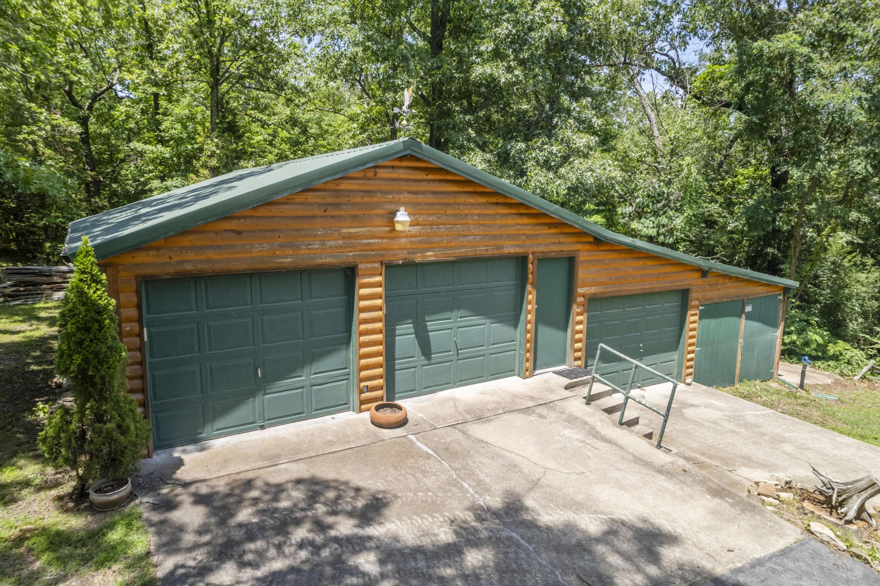 Golden, MO 65658,28812 Farm Road 1250
