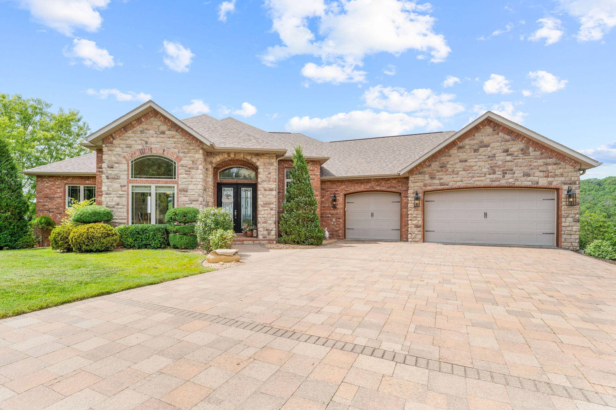 Hollister, MO 65672,215 Split Rock DR