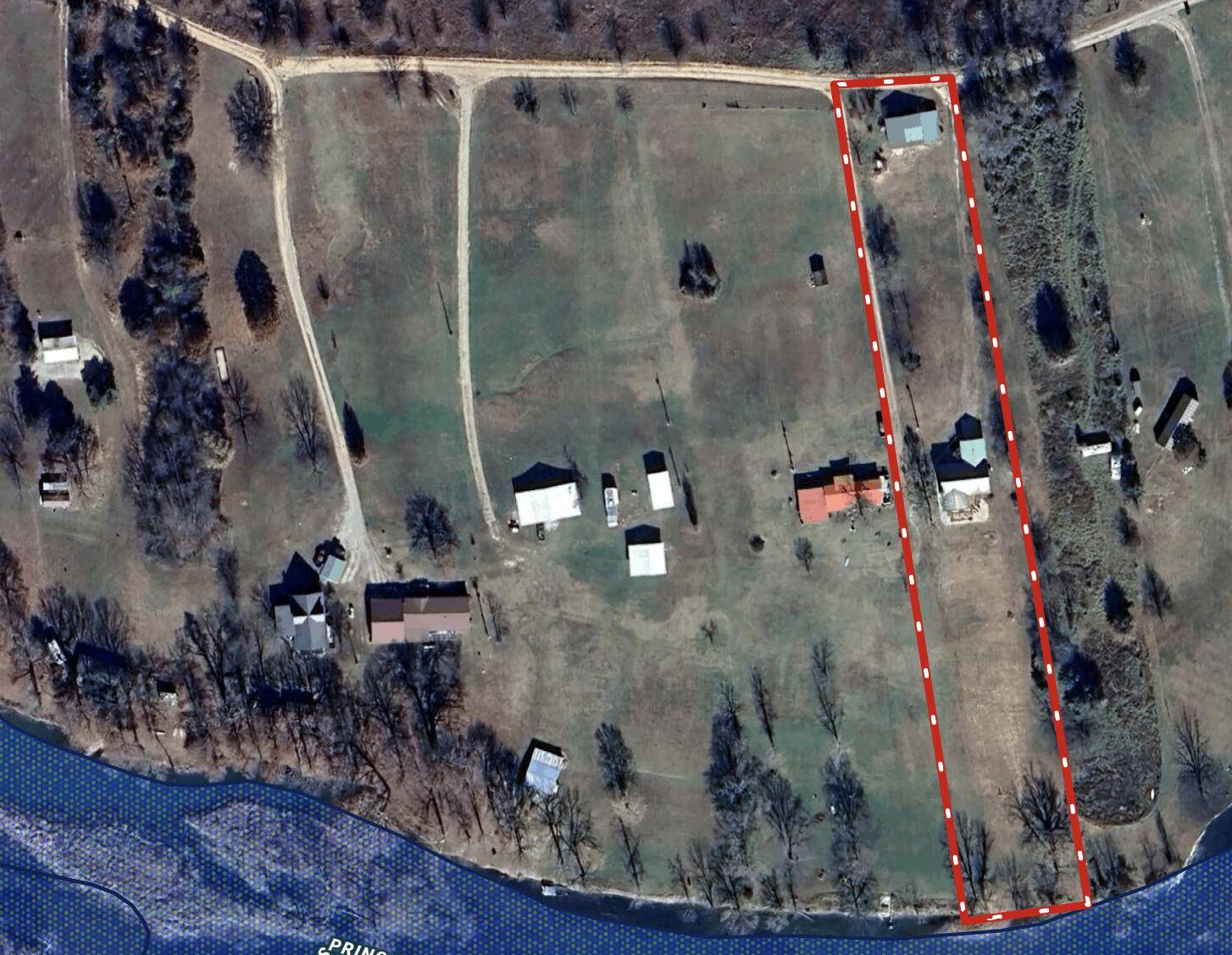 Mammoth Spring, AR 72554,4534 Bayou Access Road