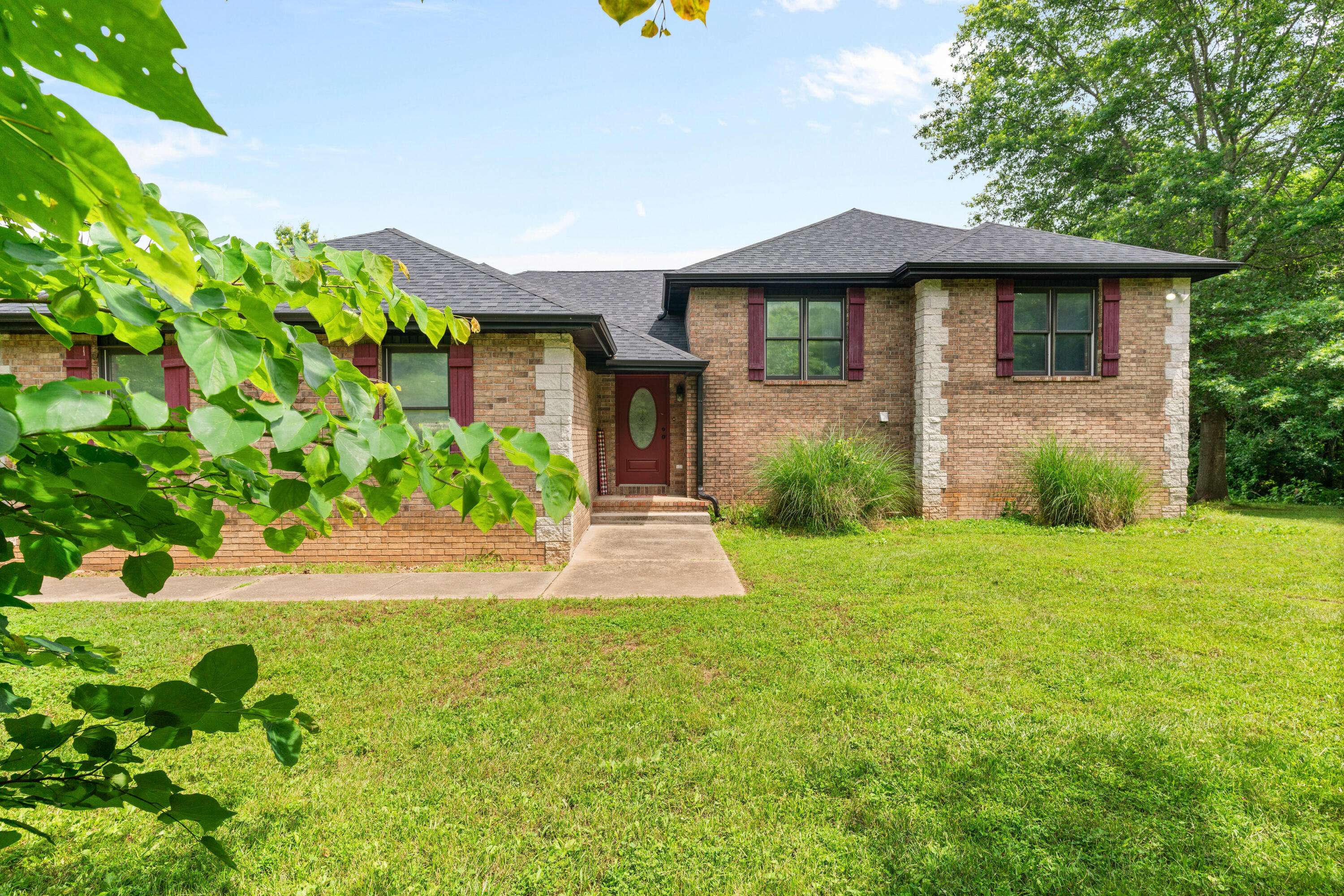 Willard, MO 65781,457 War Horse LN