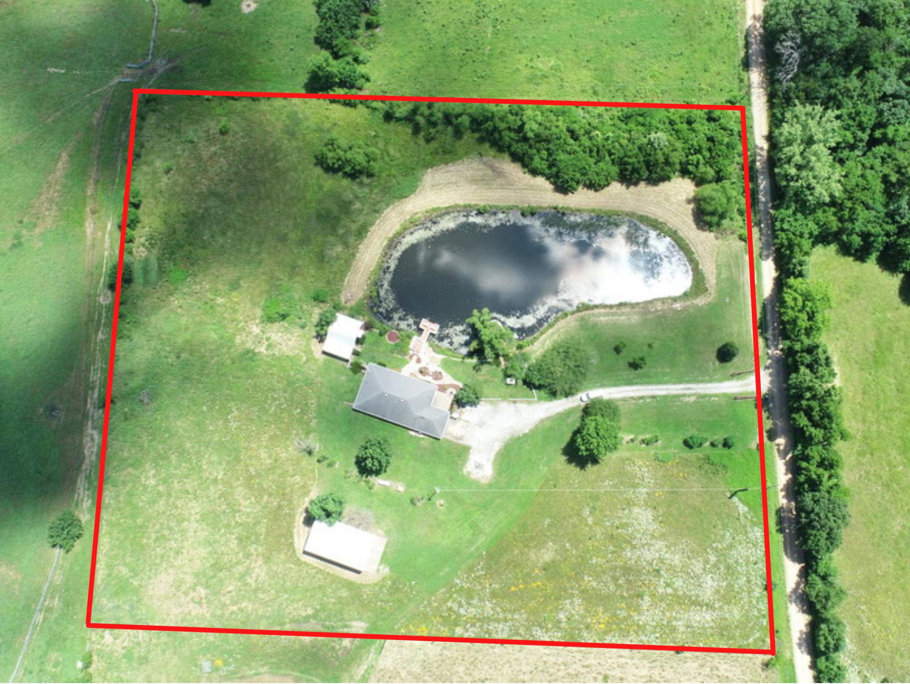 Osceola, MO 64776,6940 SE 51 RD