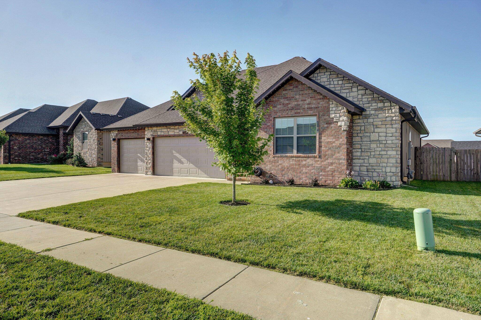 Nixa, MO 65714,866 E Dyann DR