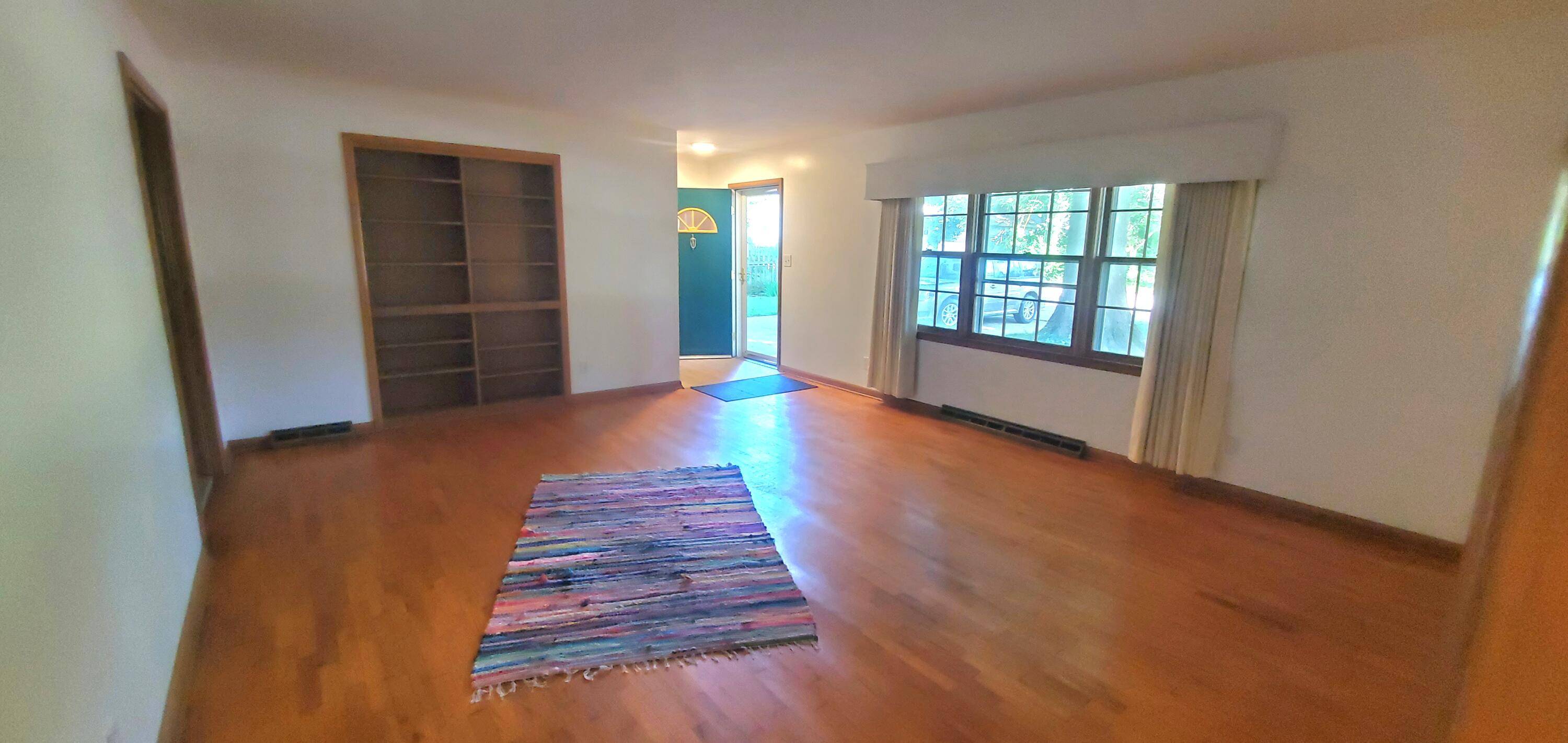 Springfield, MO 65807,918 E Mcgee ST
