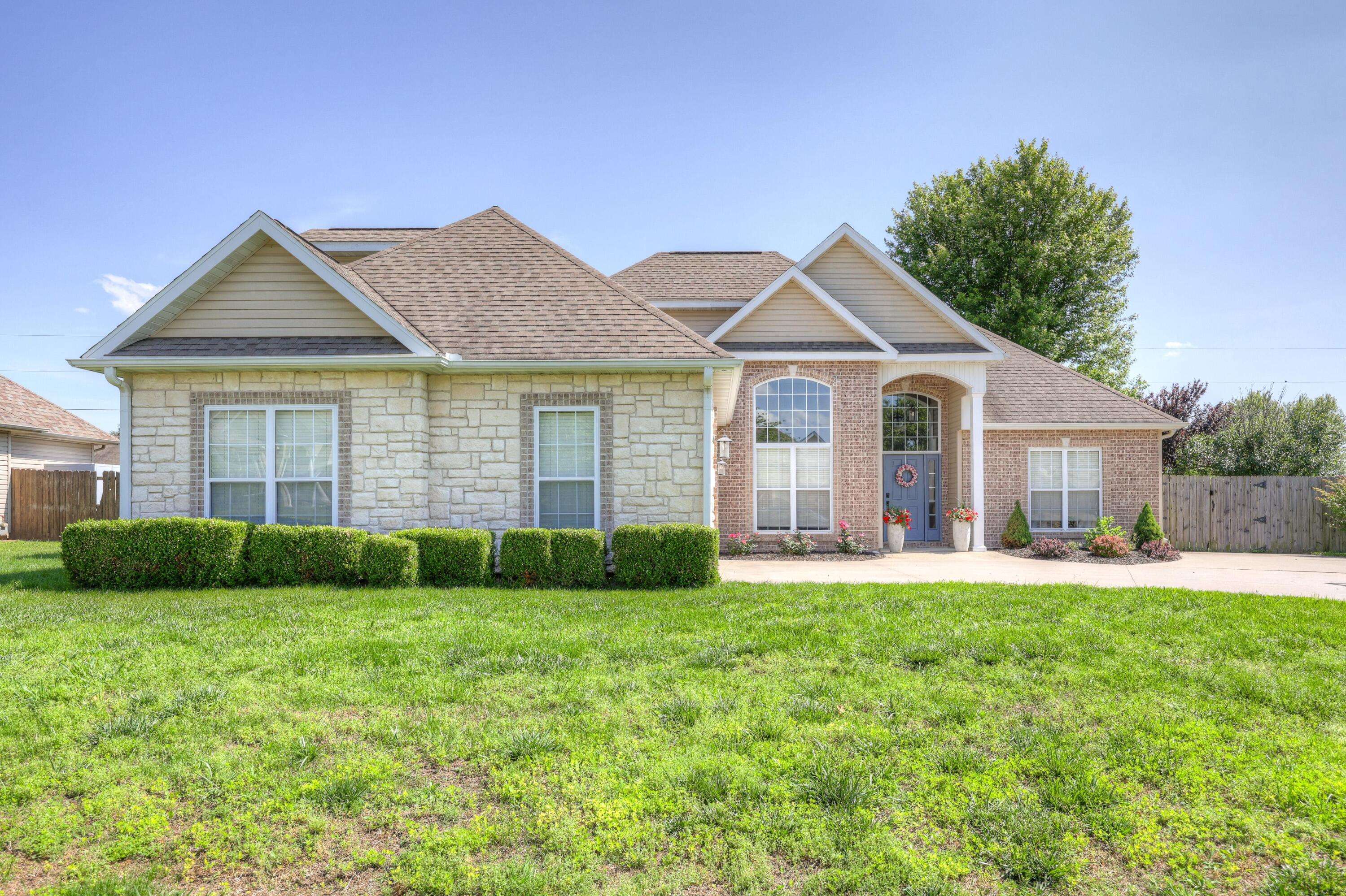 Webb City, MO 64870,108 Justin BLVD