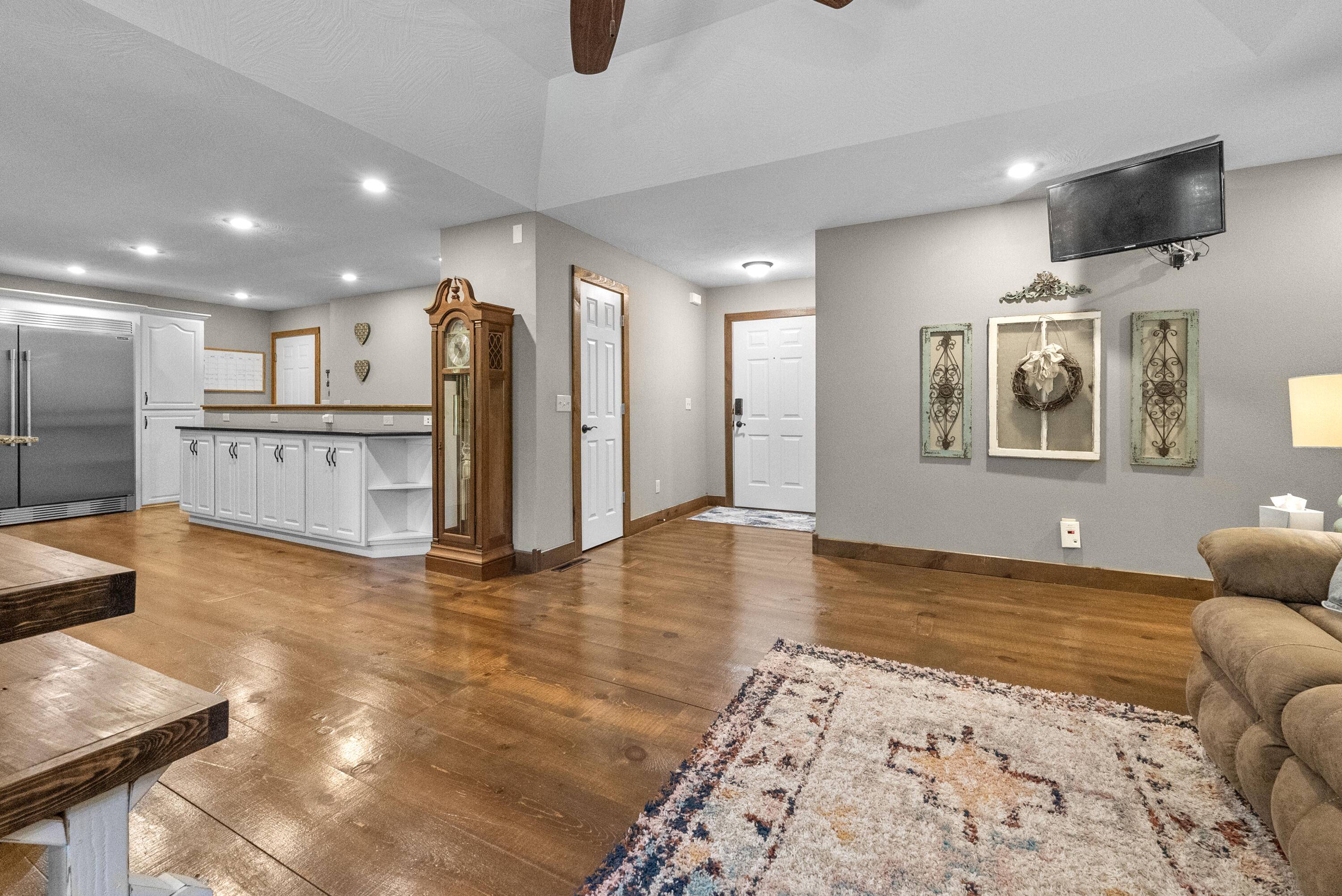 Springfield, MO 65802,3898 W Parkridge CIR